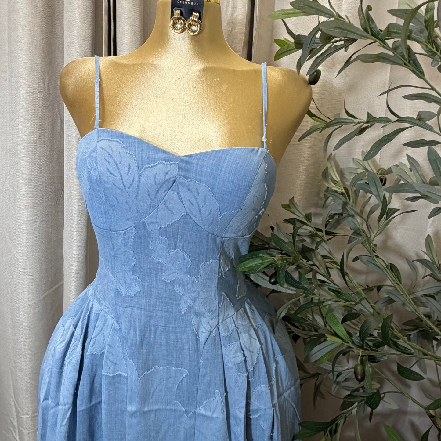 Flower Textured Chambray Midi Dress-Blue