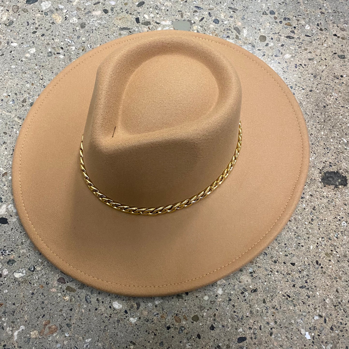Hat -JCH-4136