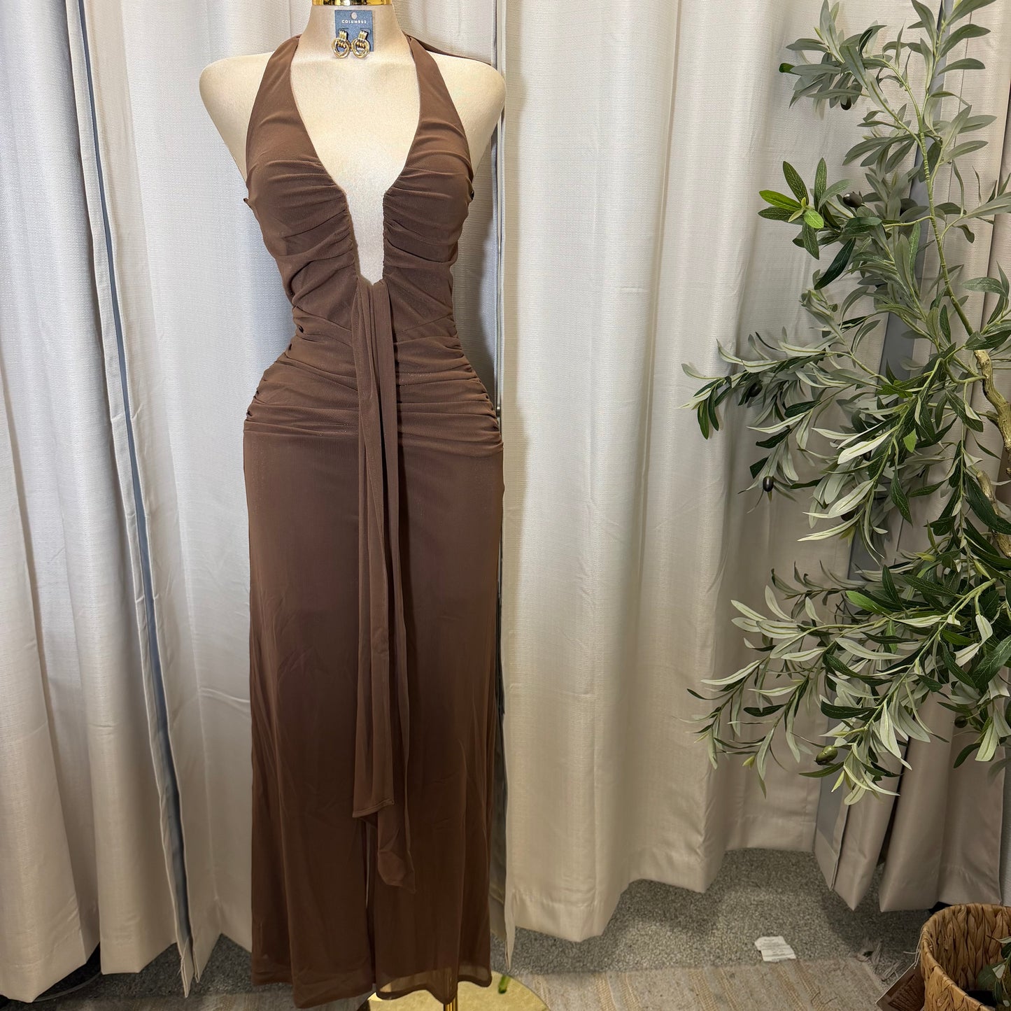 HALTER NECK WIRE WITH SASH JUMPSUIT-Brown