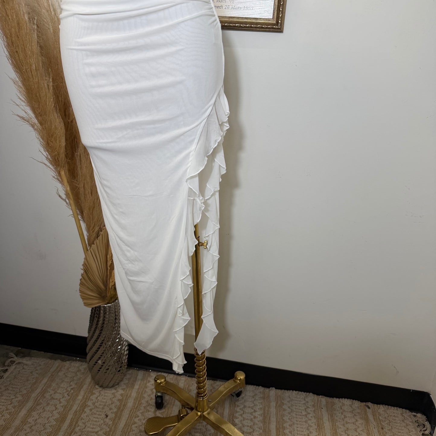 Elegant Ruched Silit Maxi Dress-Ivory