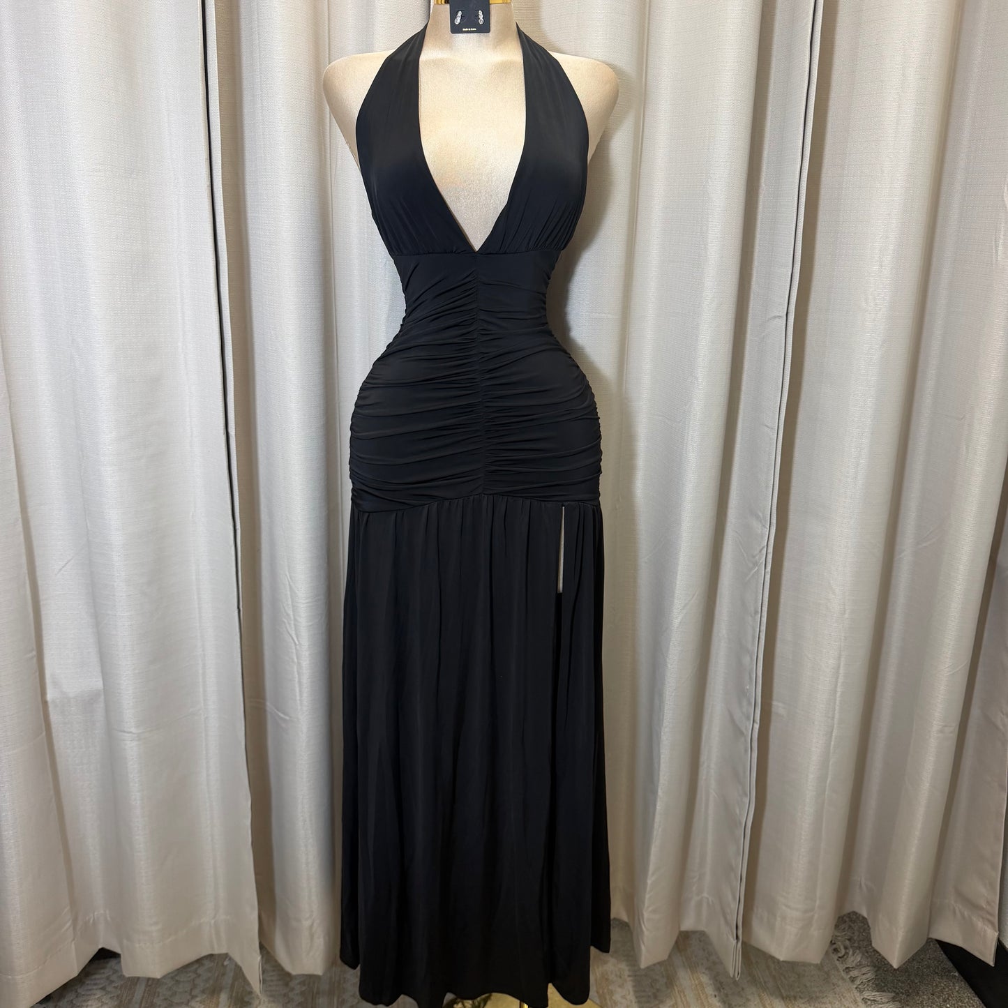 Halter Plunging Neckline Ruched Maxi Dress-black