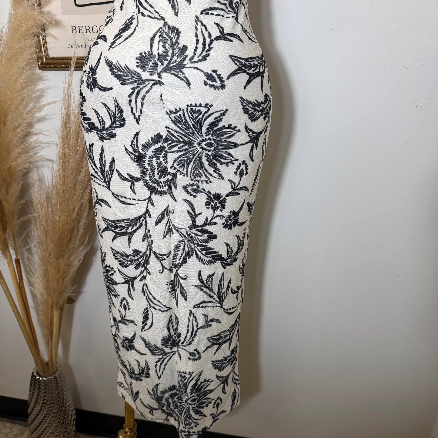 Printed Knit Jacquard w/ Metal Trim Tube Midi Dress-Black/White