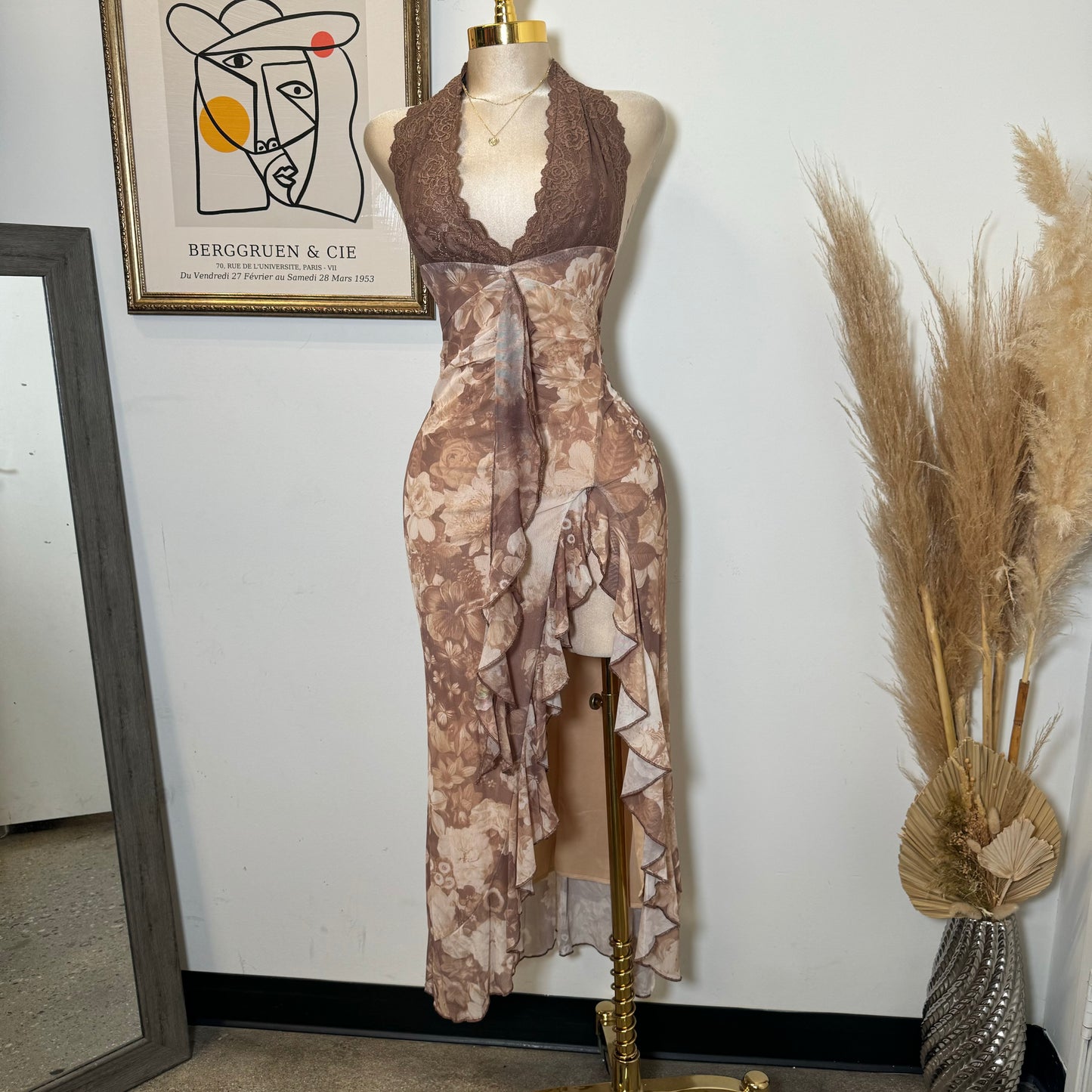 Xio open Slit Dress-Brown