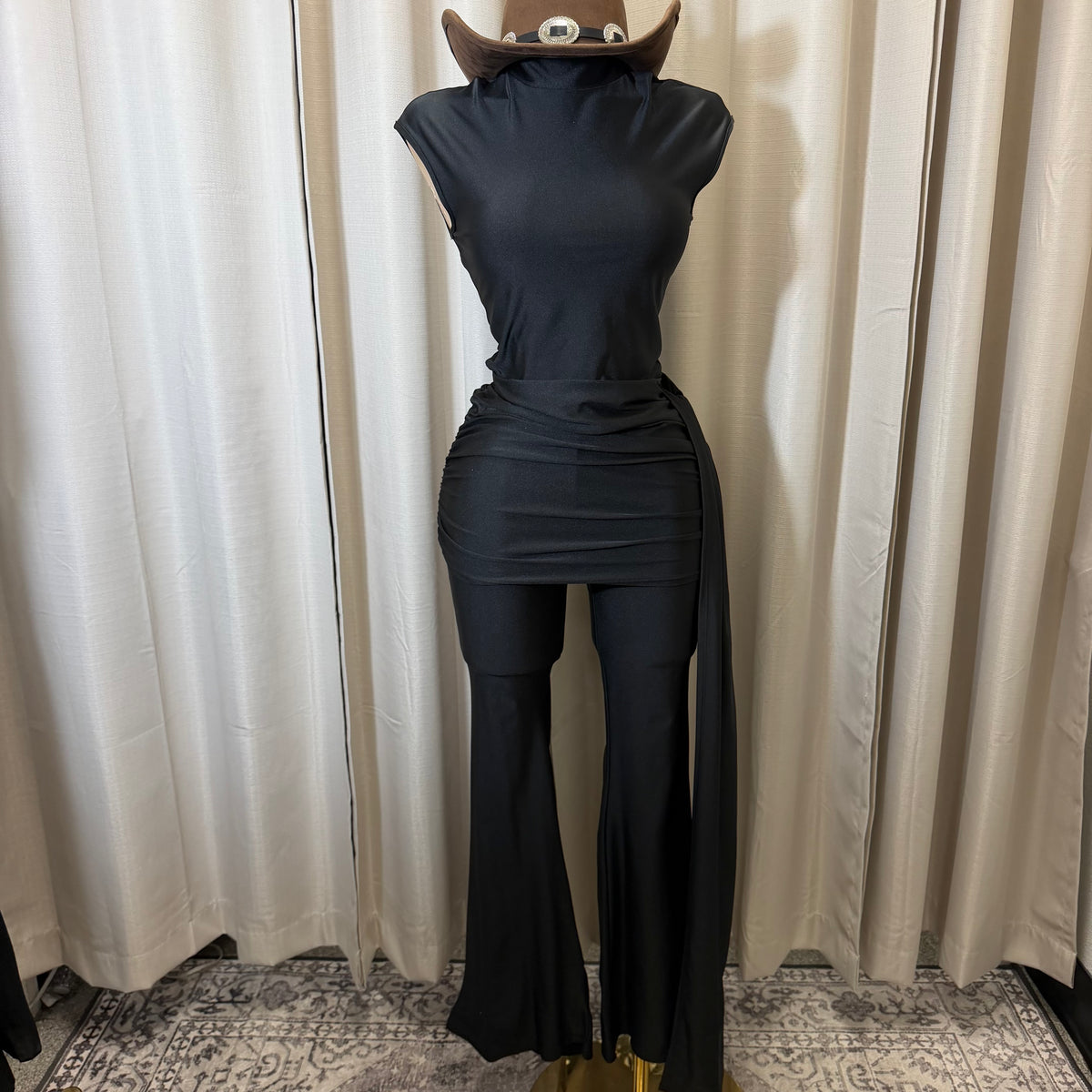 Short sleeve Jumpsuit with detail on the Front-Black