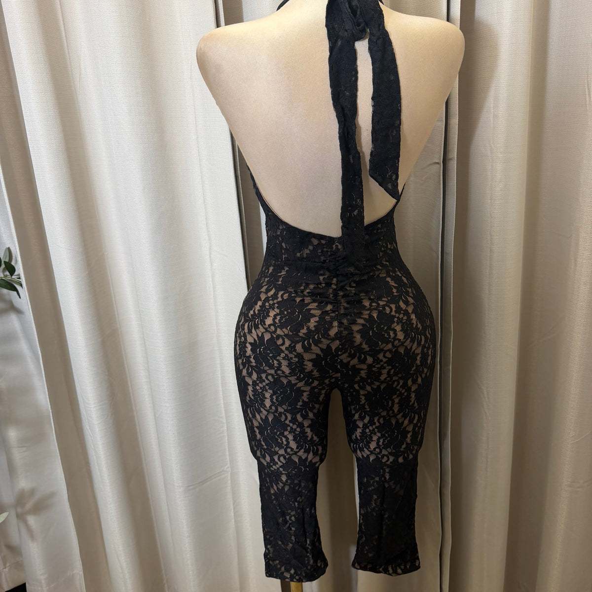 Floral Lace Halter Capri Jumpsuit-Black