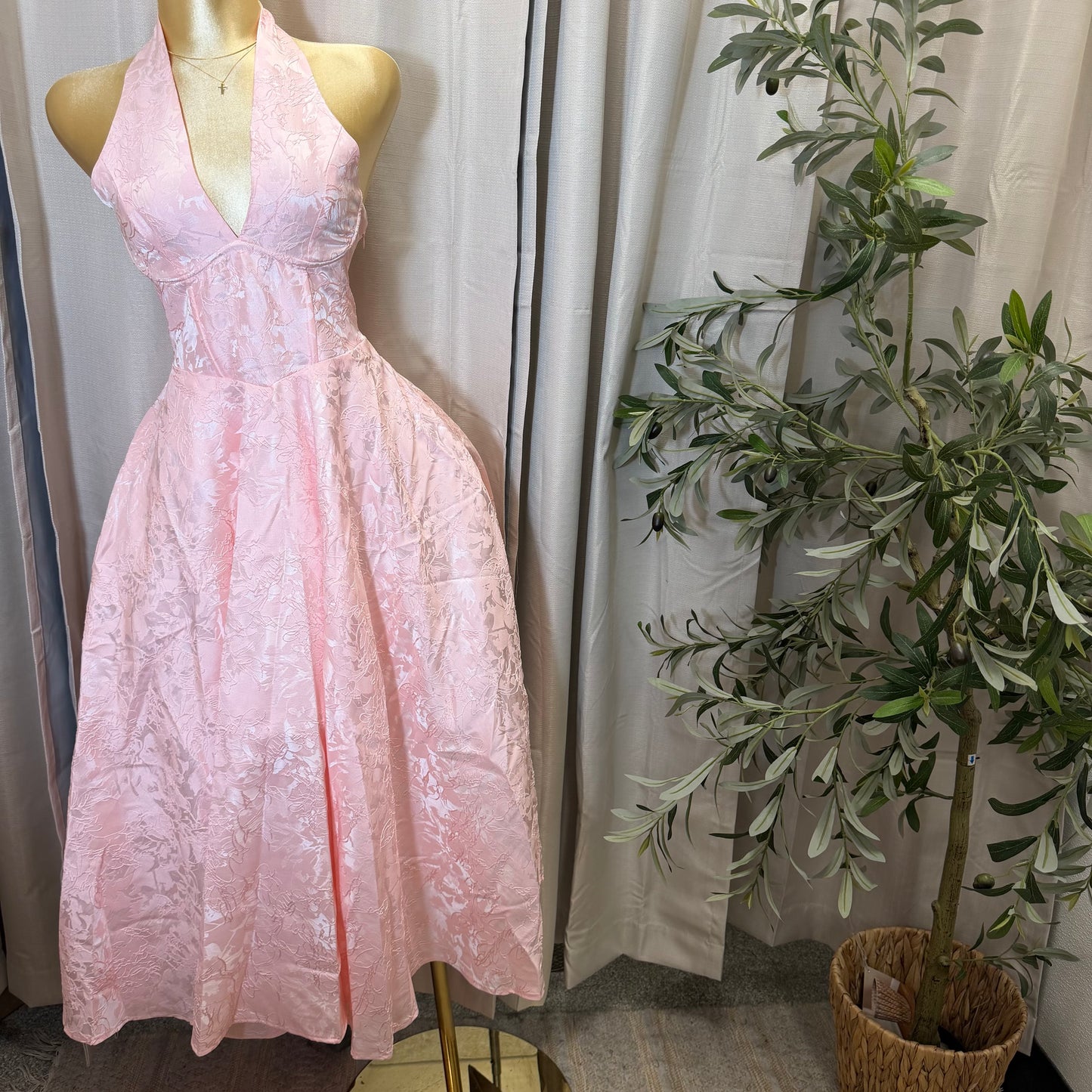 Halter neck Midi Dress-Baby Pink