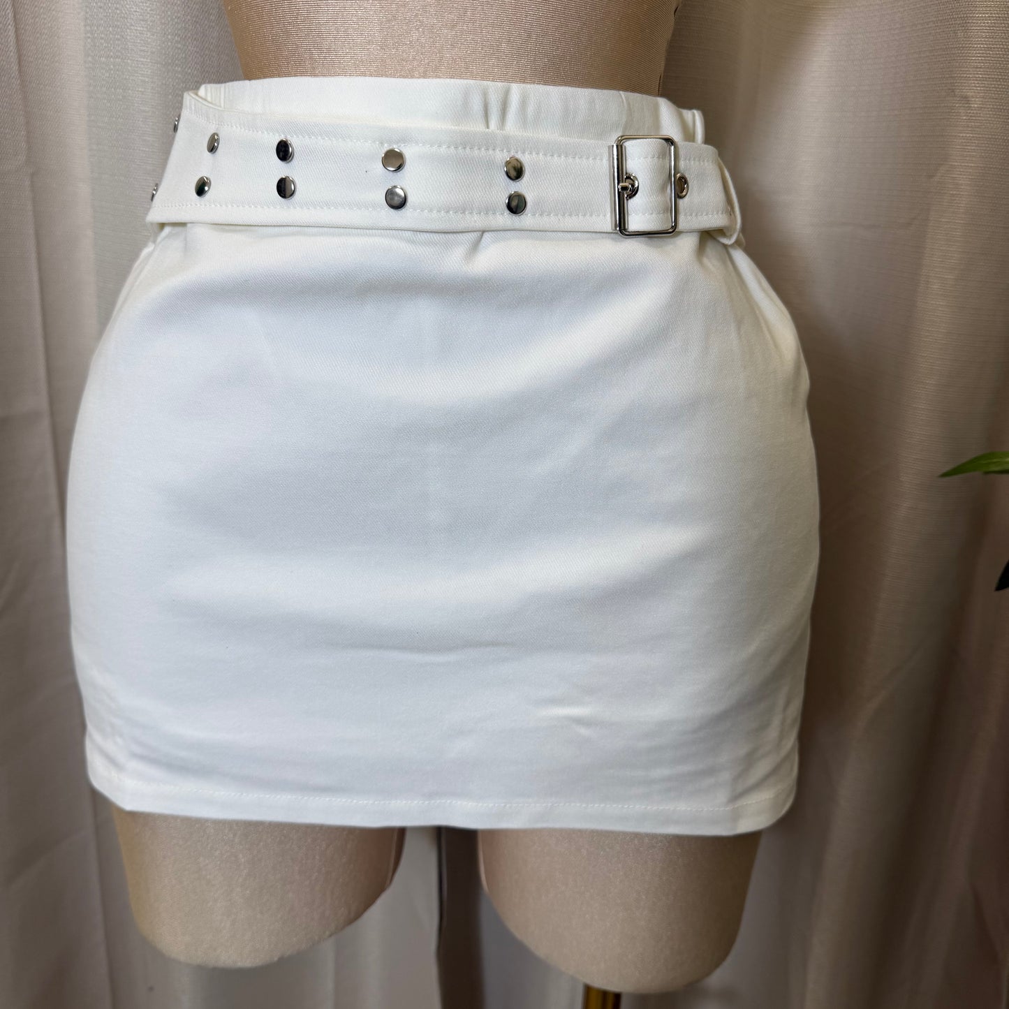 Belted Stretchy Skort-white