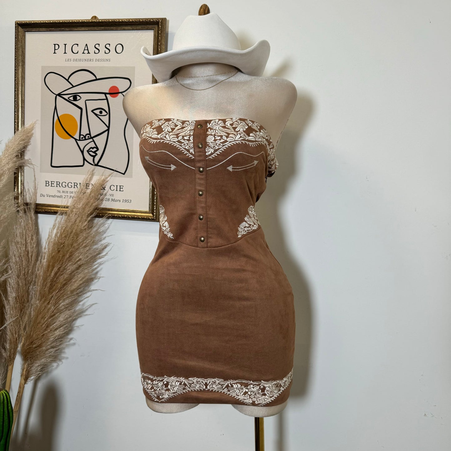 La Bota Suede Dress-Brown