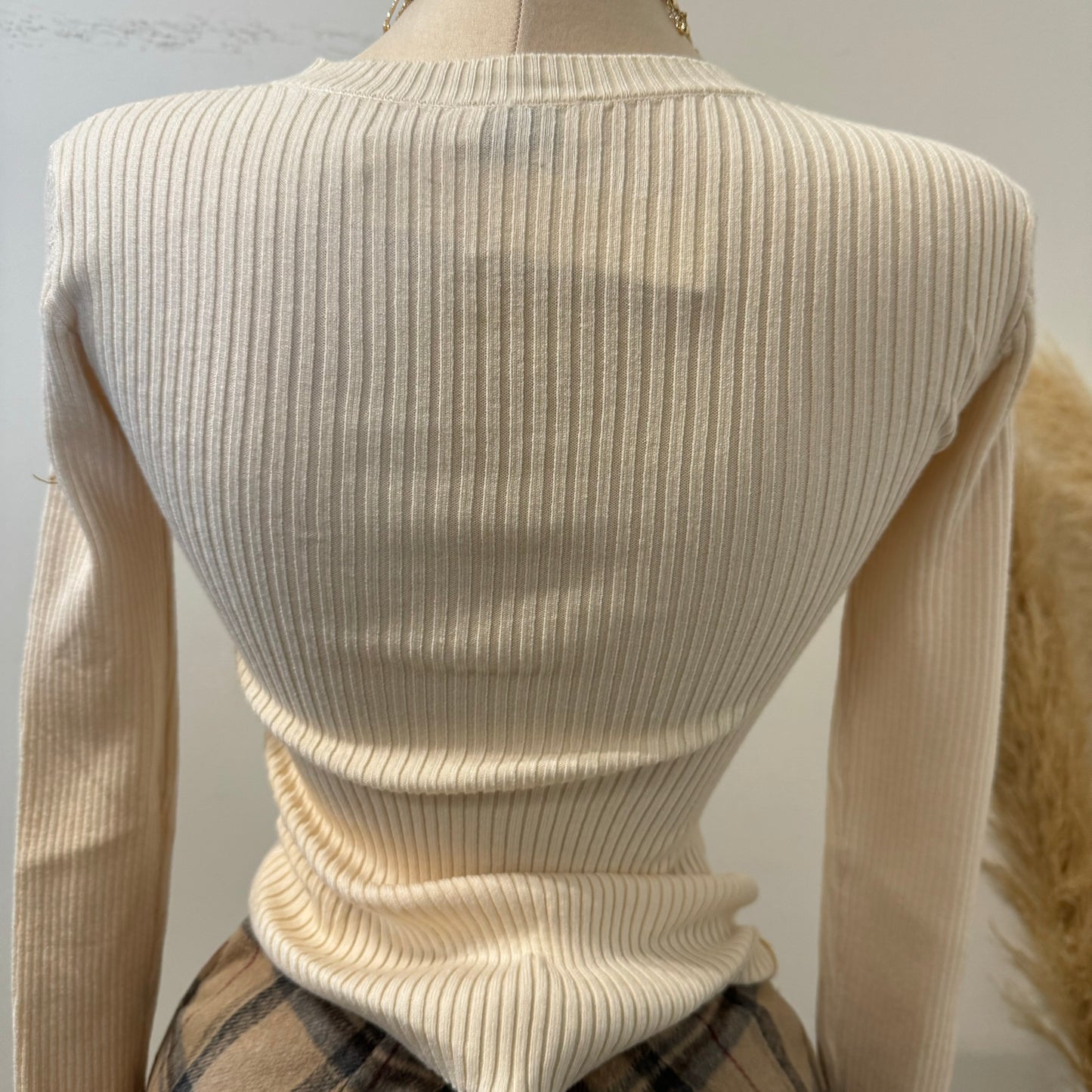 Lipa Sweater-Ivory