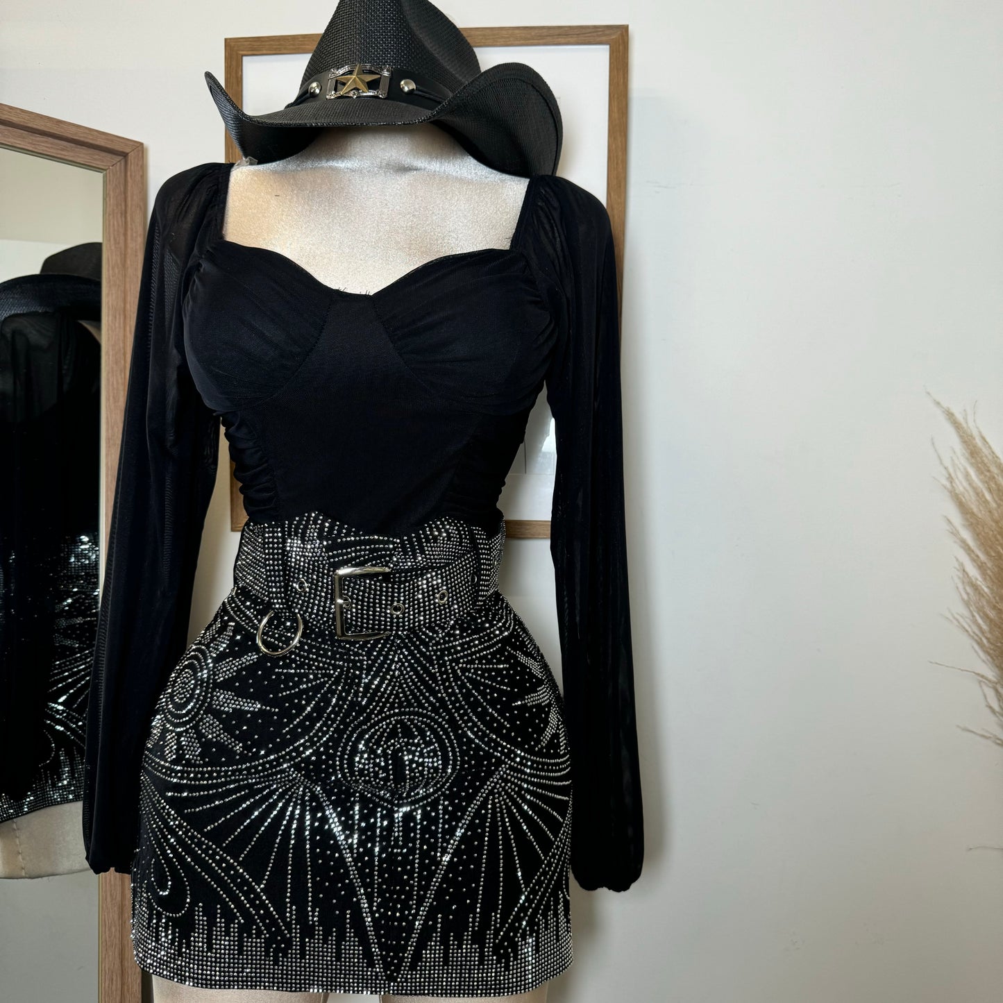 Mesh Long Sleeve Crop Top-Black