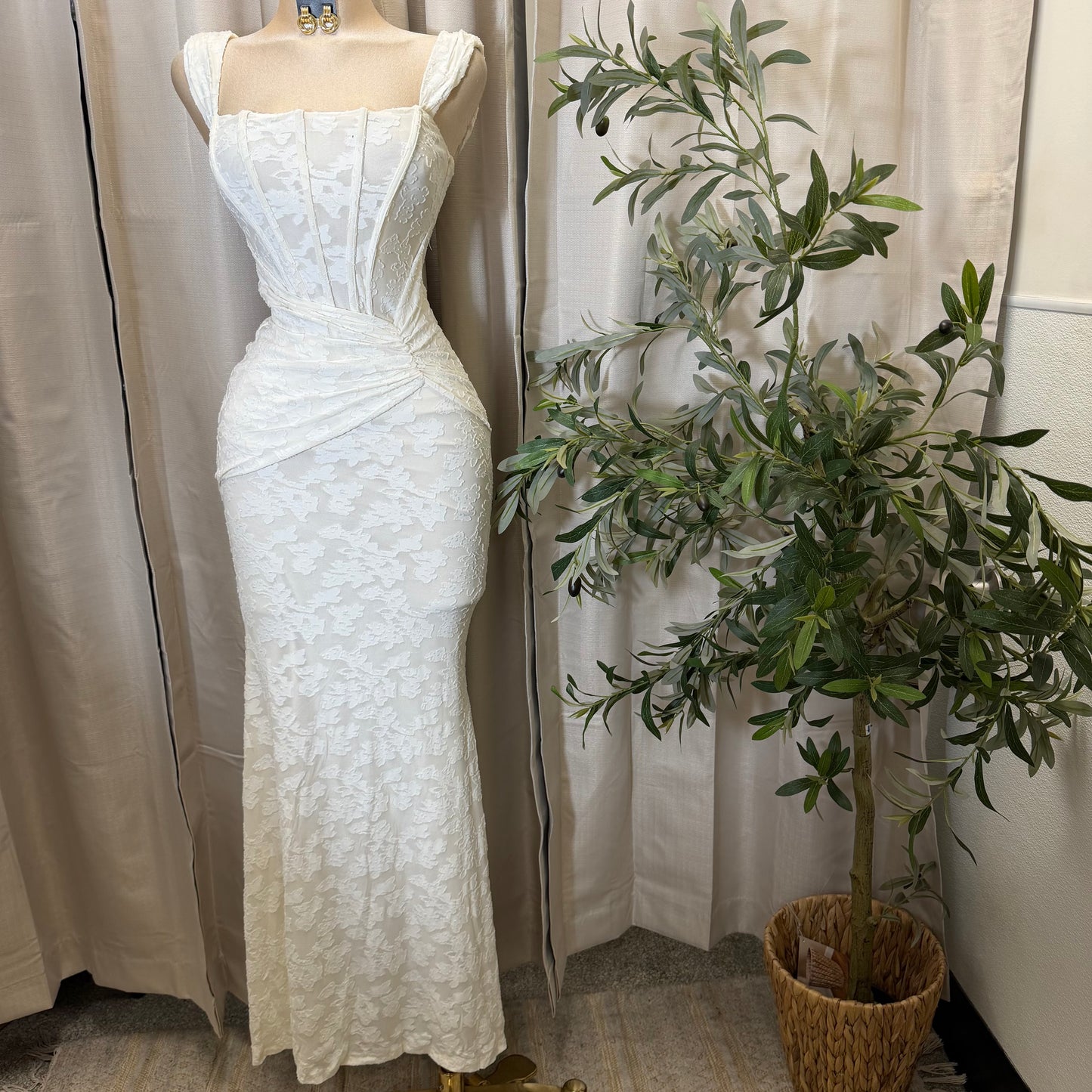 Bustier Bodice With Twist On the Side Maxi Dress-Cream (Copy)