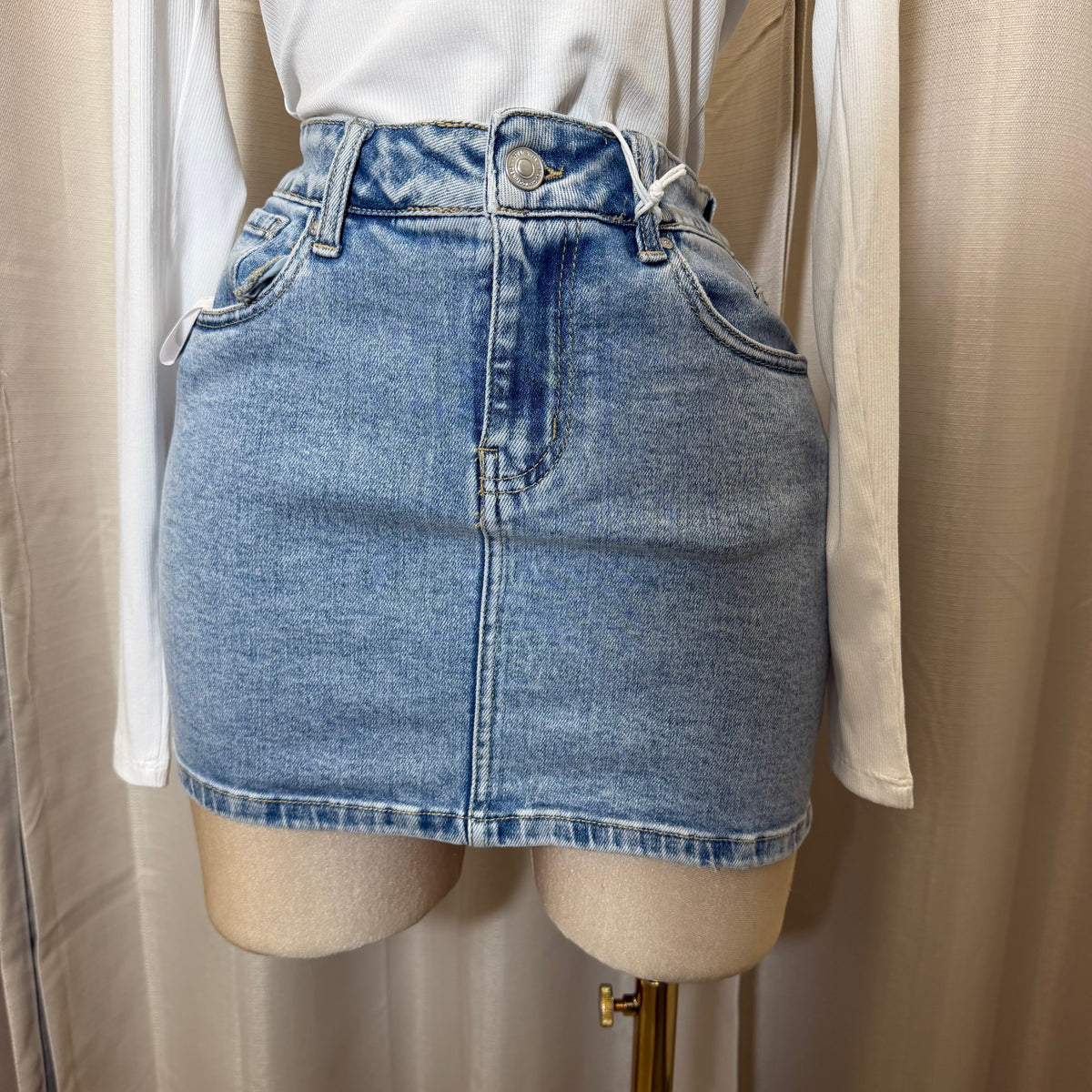 Snow Wash Mini Skirt -Lt Blue