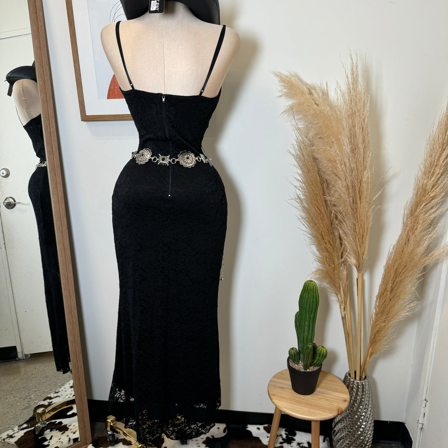 Corazón Mágico Lace Dress-Black