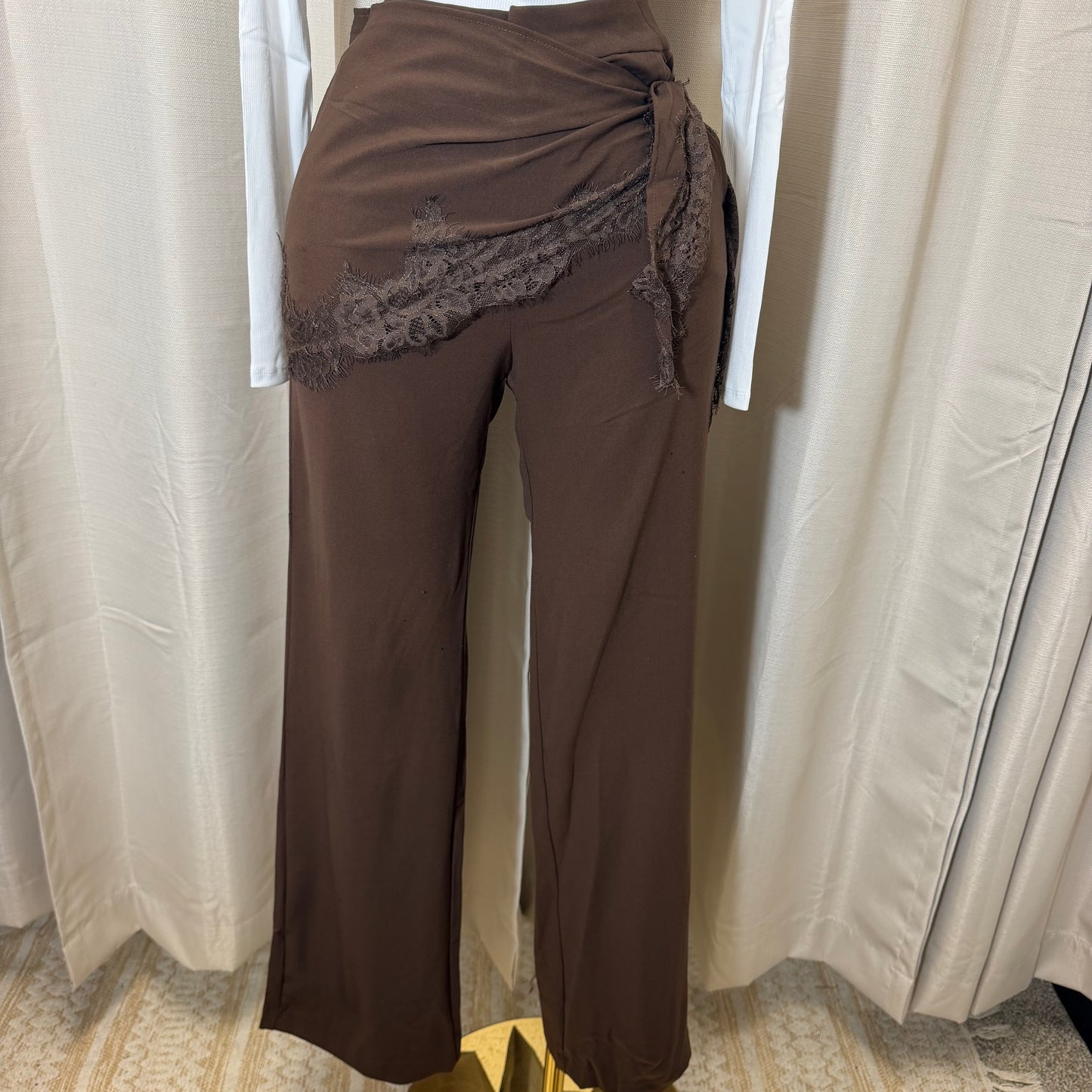 Dressy pant With scarf detail-Brown
