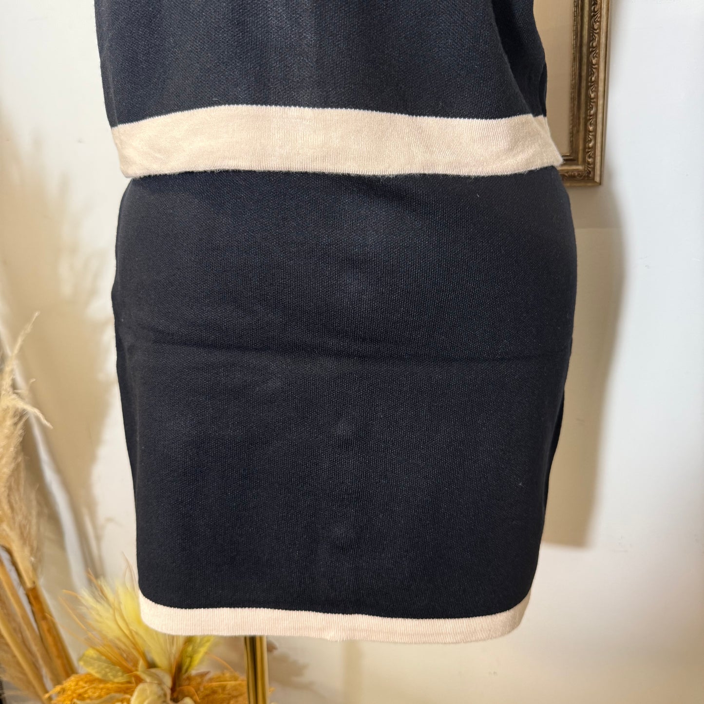 Knitted Skirt Set-Black