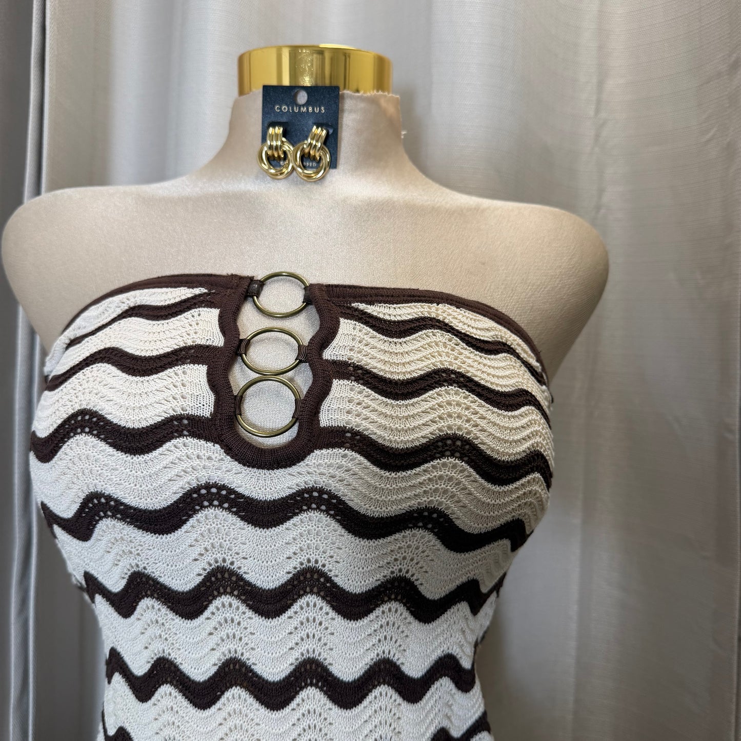 SWEATER KNIT WITH METAL RING TRIM MIDI DRESS-Brown Combo