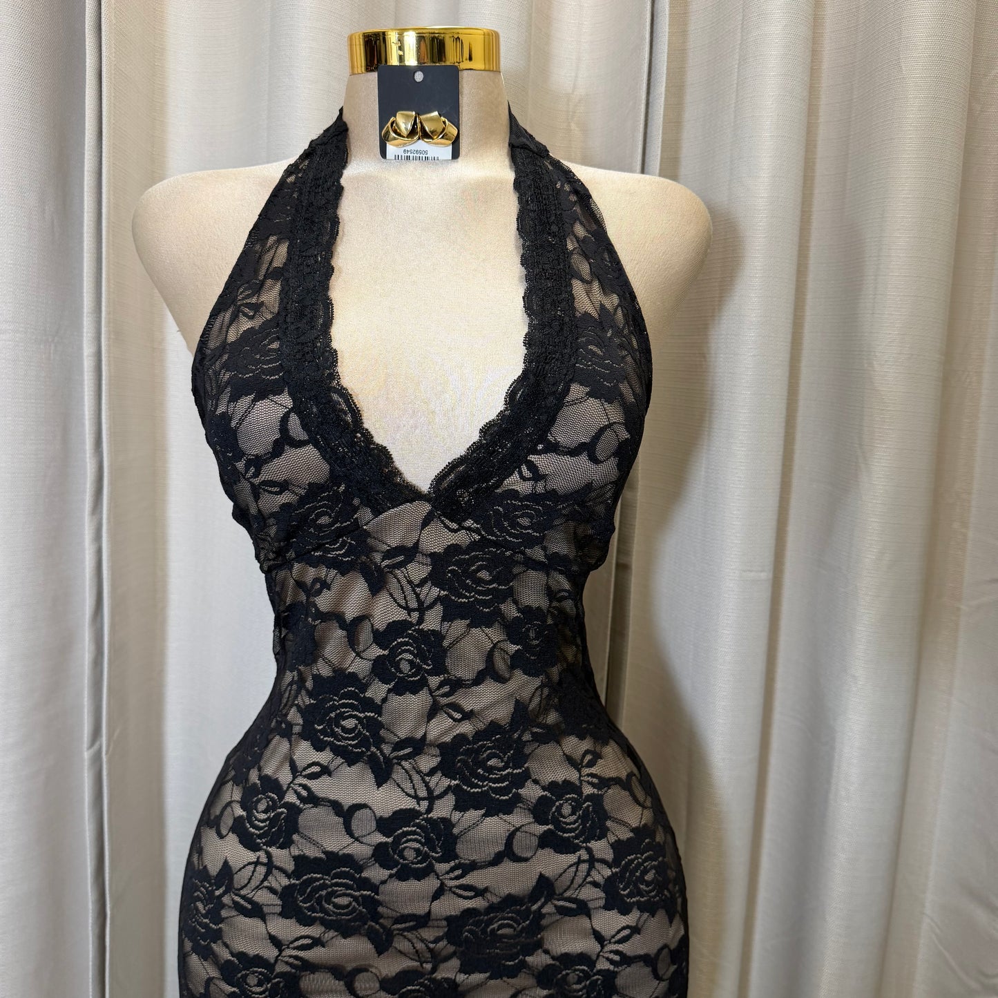 Halter back Tie Open back lace midi Dress-Black