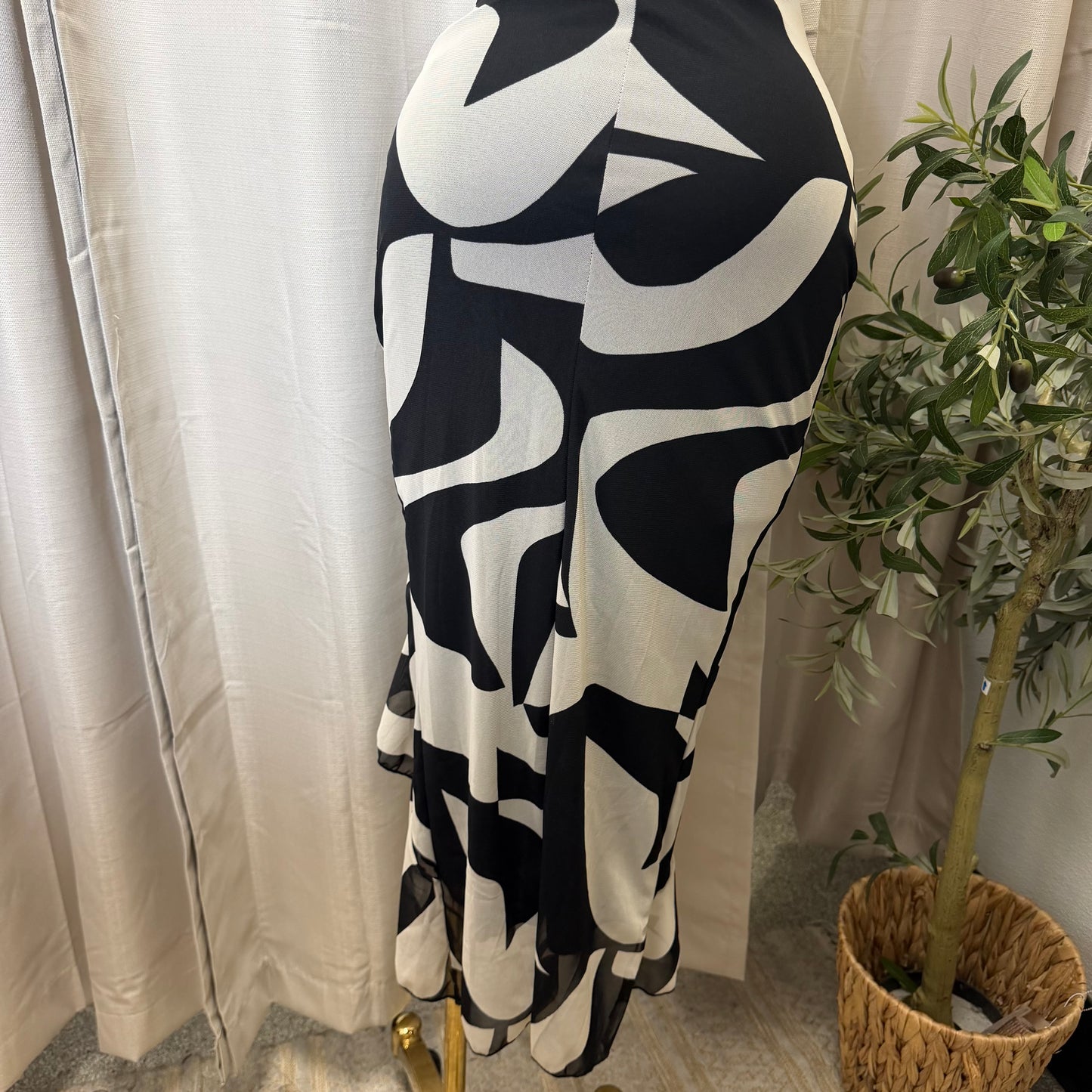 Mismaloya Mesh Dress-White/Black