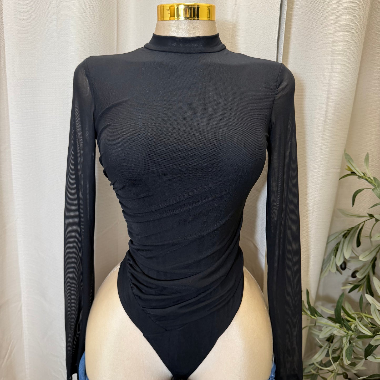 LONG SLEEVE MOCK NECK BODYSUIT- Black