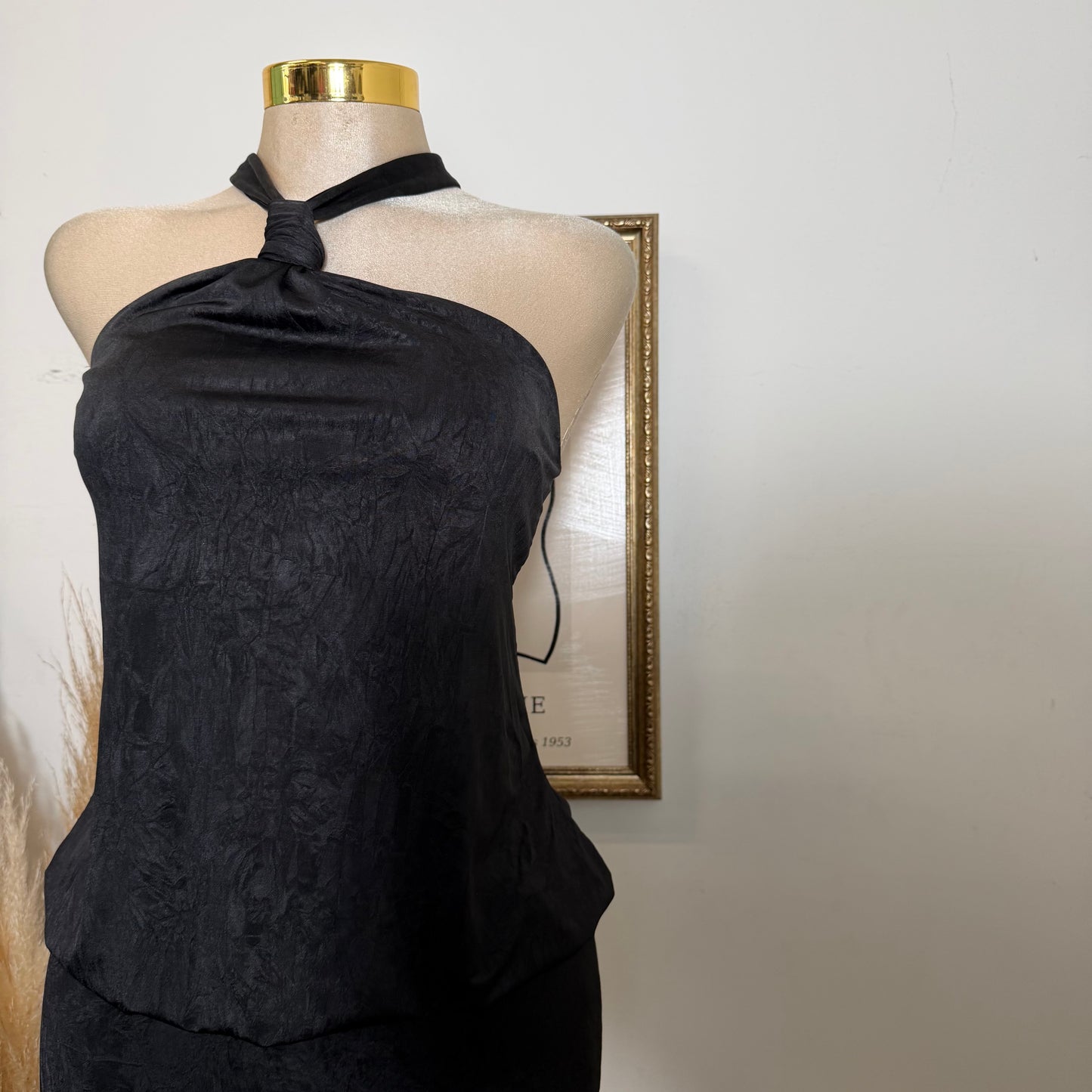 Knot Halter Blouson Bodycon Mini Dress-Black