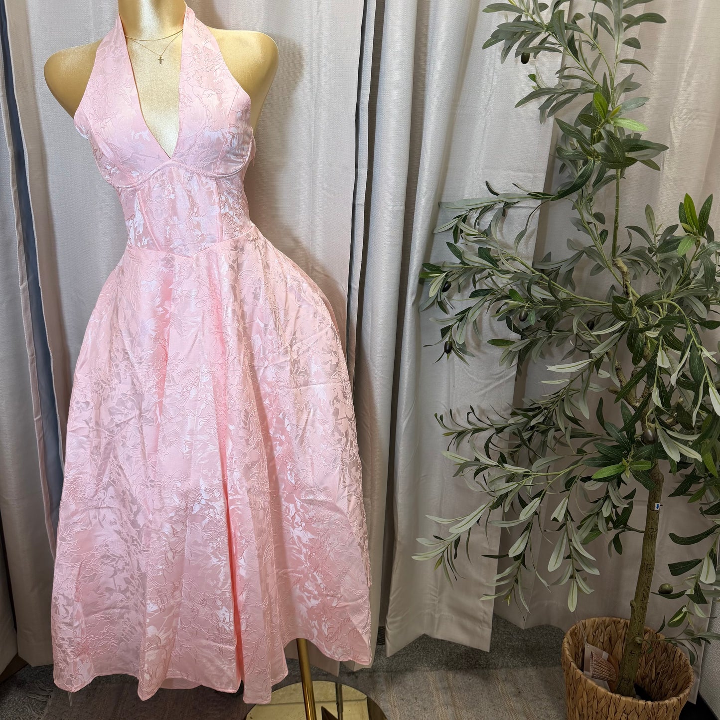 Halter neck Midi Dress-Baby Pink