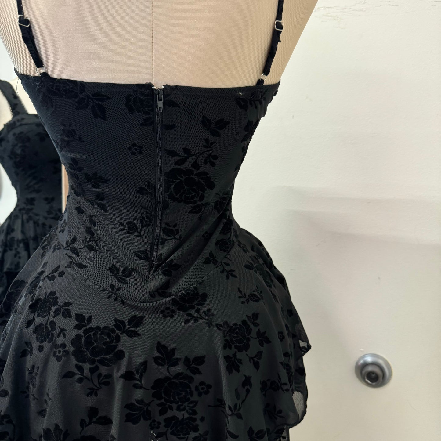 Floral Lace Trim Dress-Black/Black