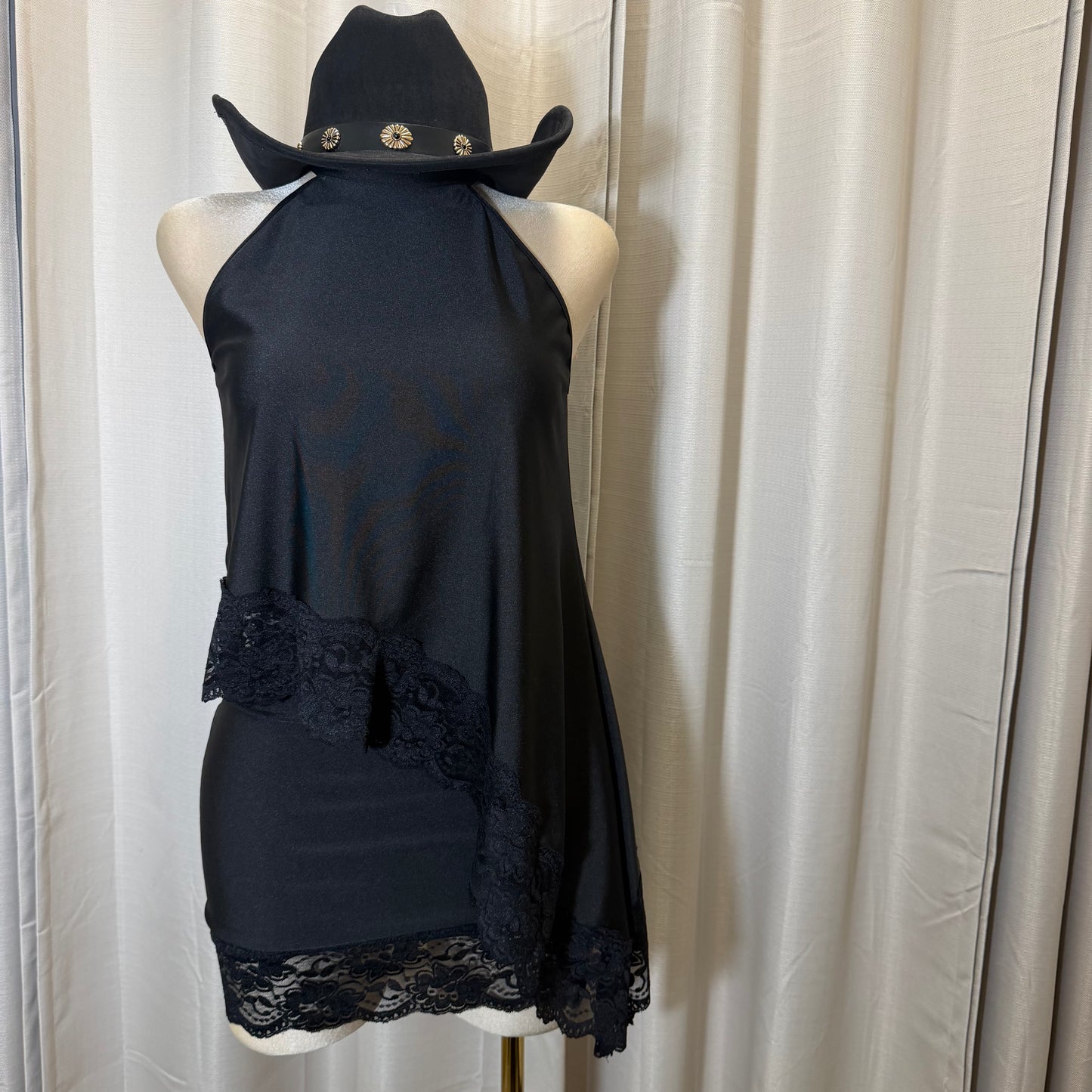 Asymmetrical Lace Skirt Set-Black