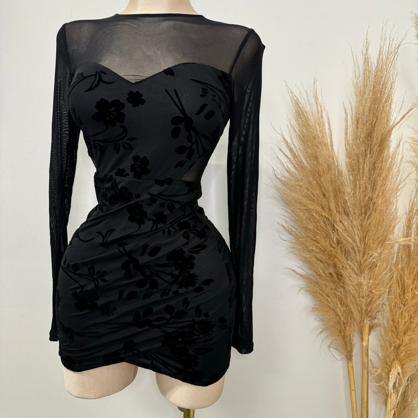 Floral Flocking Round Neck Bodycon Dress-Black