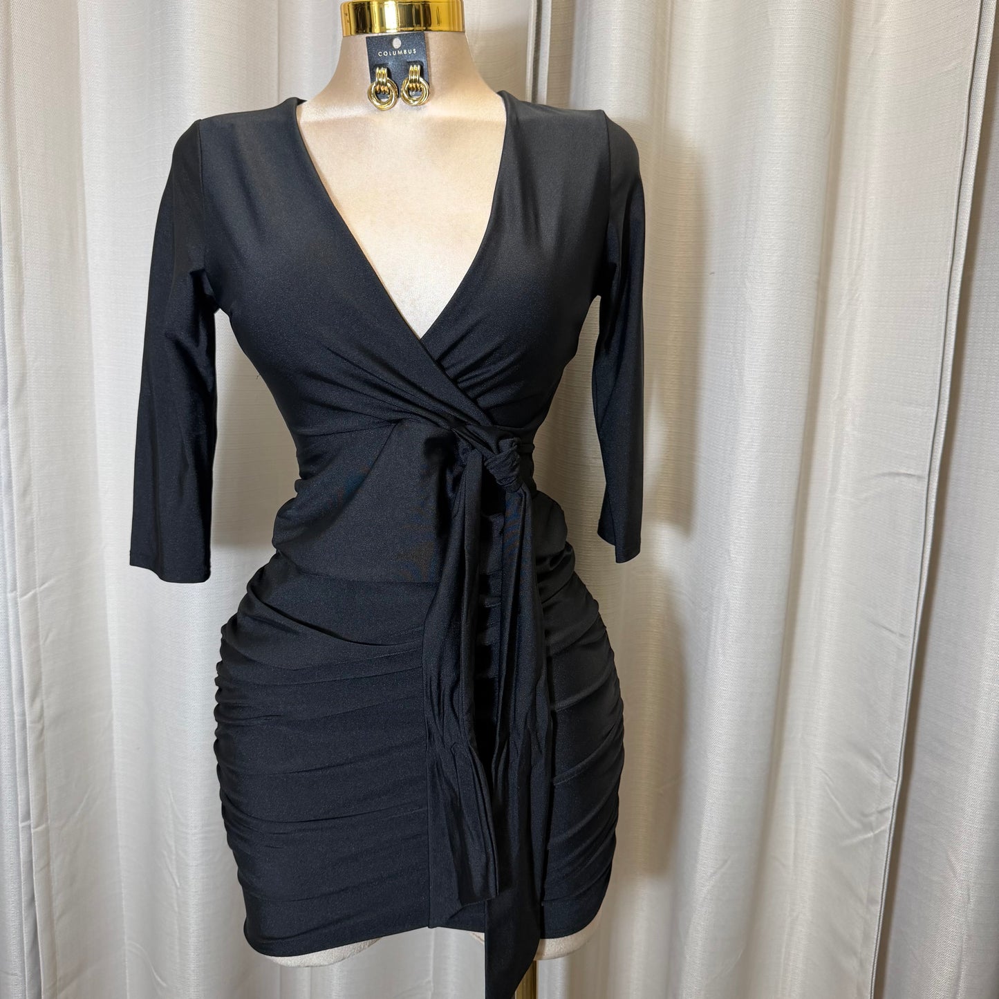 Lulu Short sleeve Mini Dress-Black