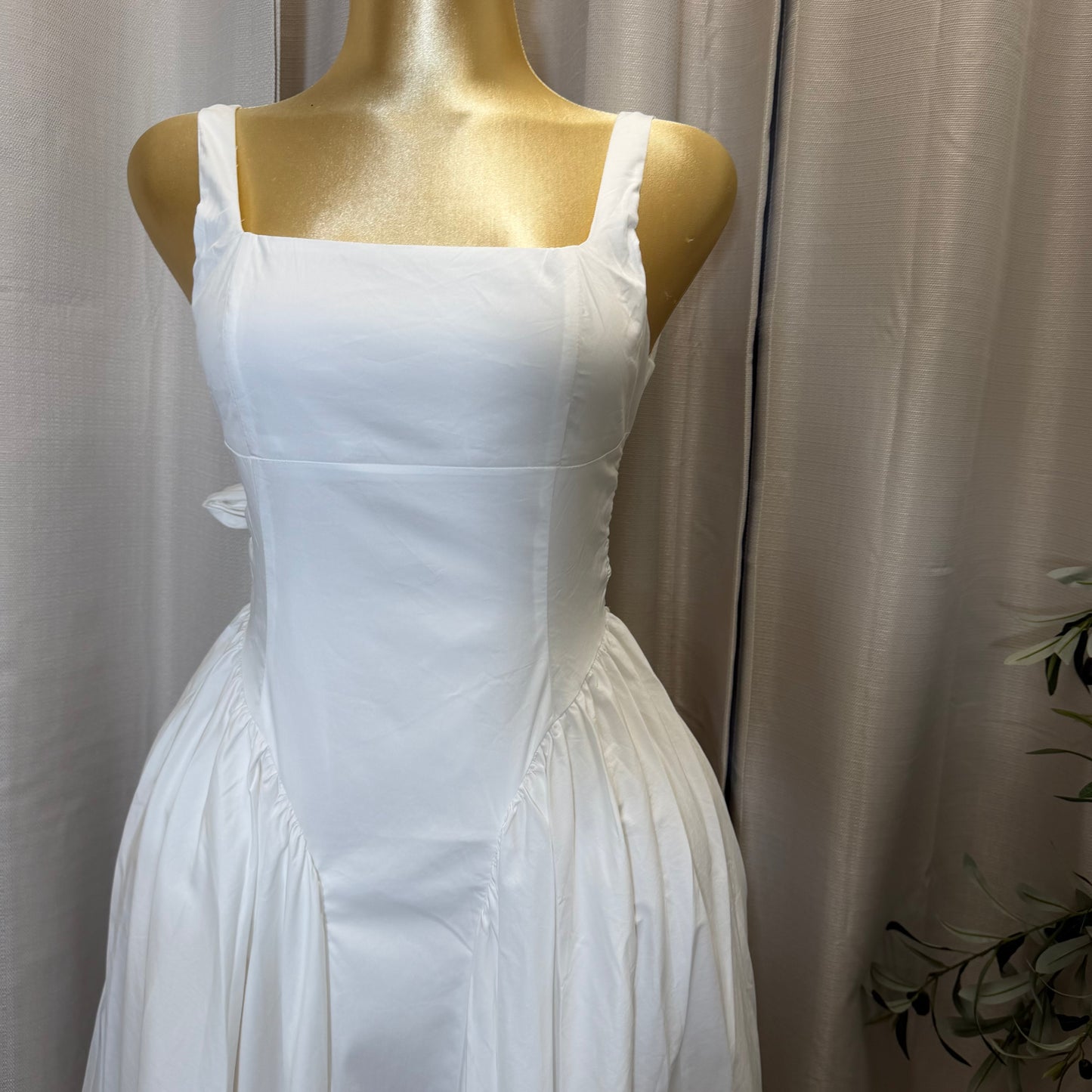 Poplin Back Ribbon MIdi Dress-White