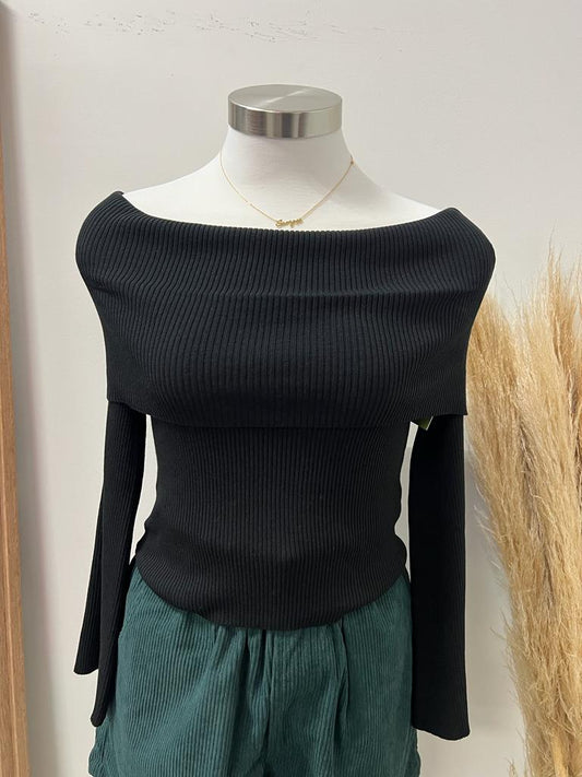 Regina Off Shoulder-Black