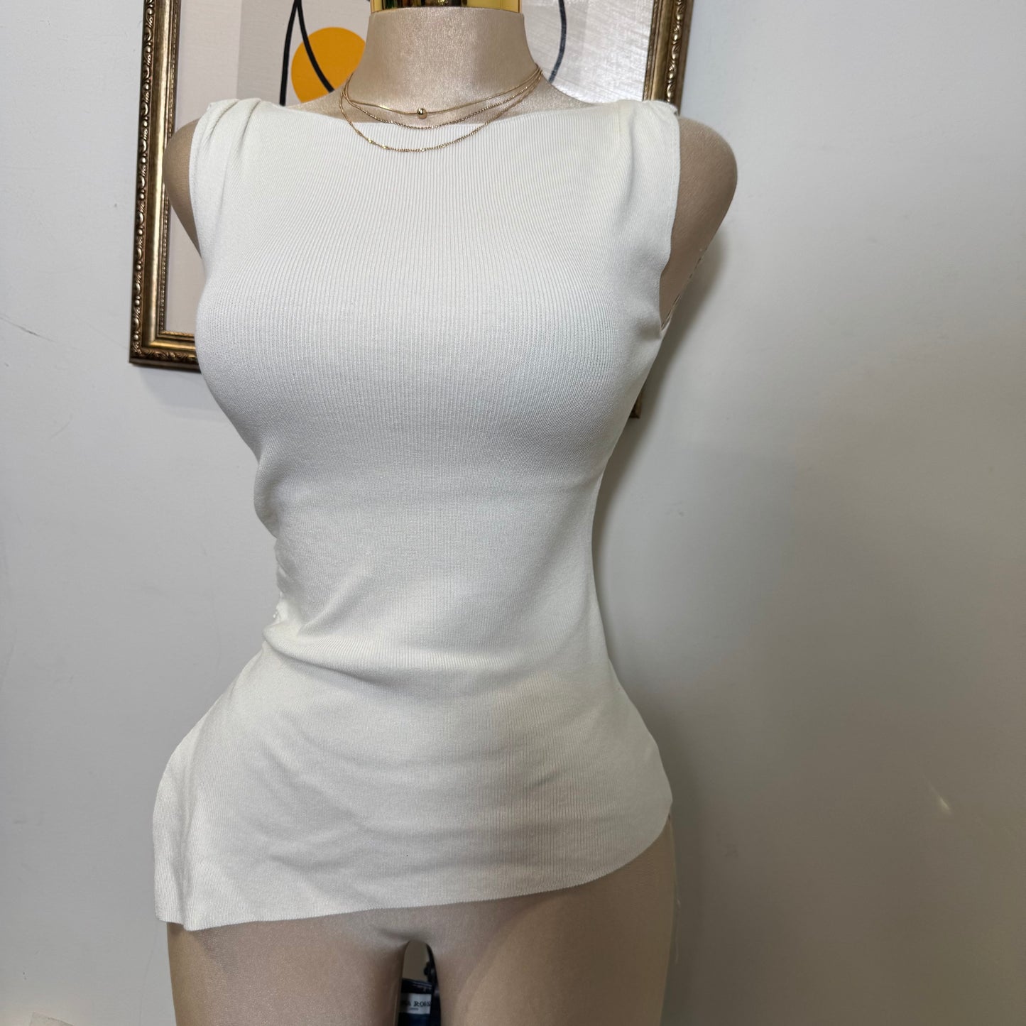 Asymmetrical hem Sleeveless Knit Top-Cream