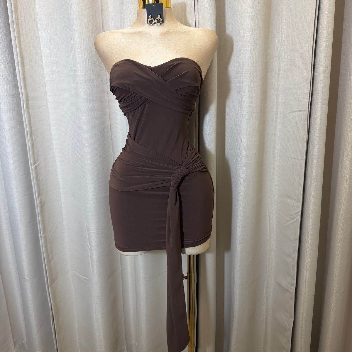 STRAPLESS WAIST WRAP MINI DRESS-Brown