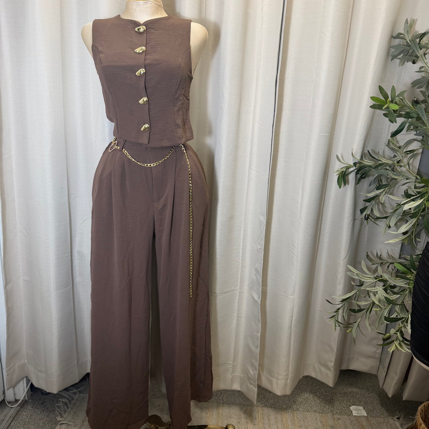Front button Down Crop Top and Chain Belt Wide leg pant set-brown