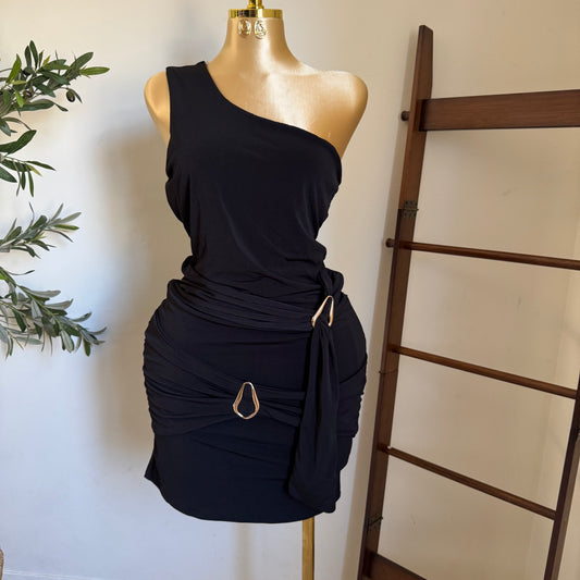 One Shoulder Dress with Gold Detail Plus size-Black