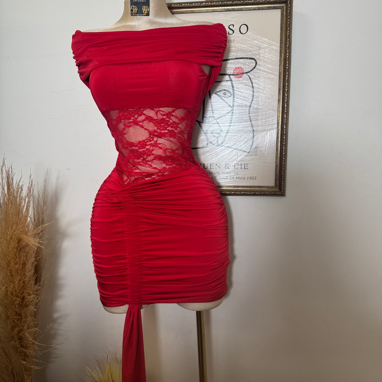 Off Shoulder Lace Dress-Red
