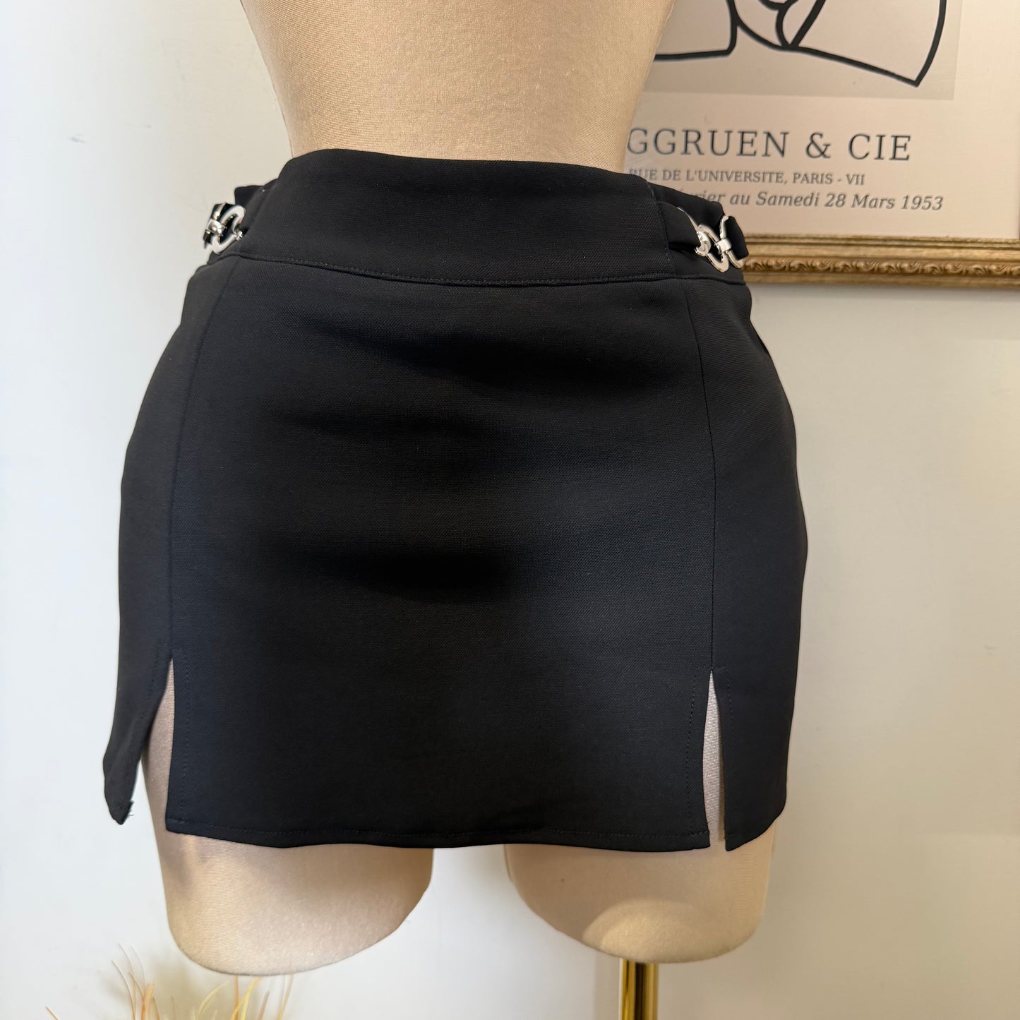 Stretched Mini Skirt With Buckle Details-Black