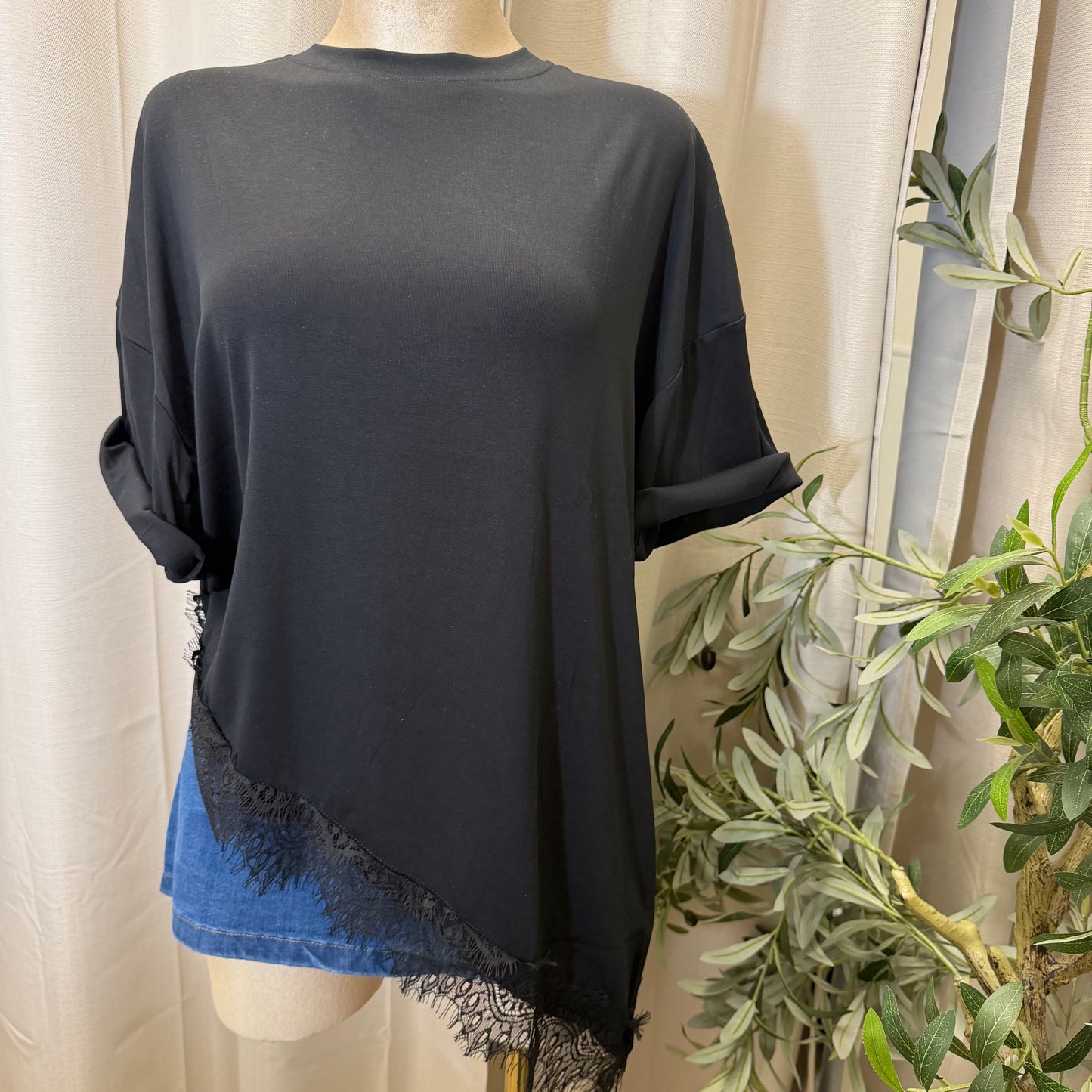Short sleeve Lace Detail Oversize  Top-Black