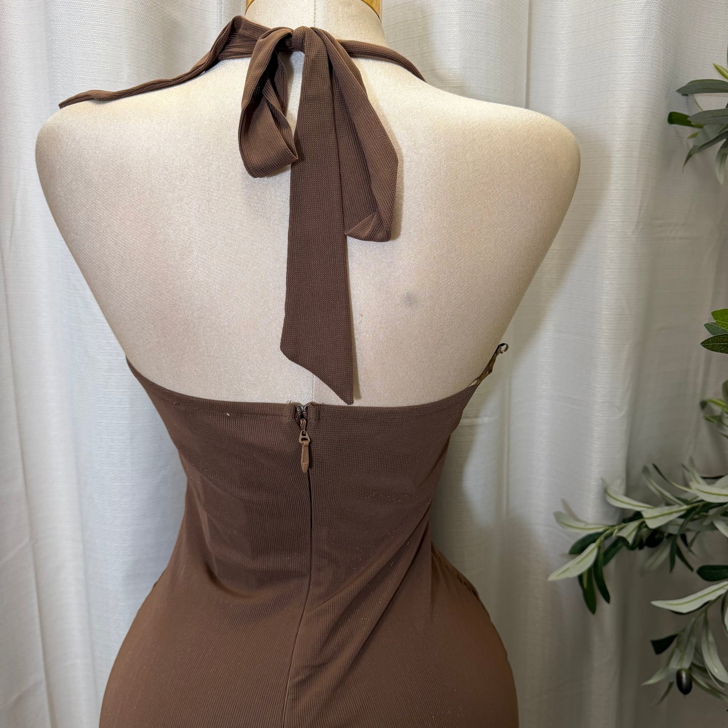 HALTER NECK WIRE WITH SASH JUMPSUIT-Brown