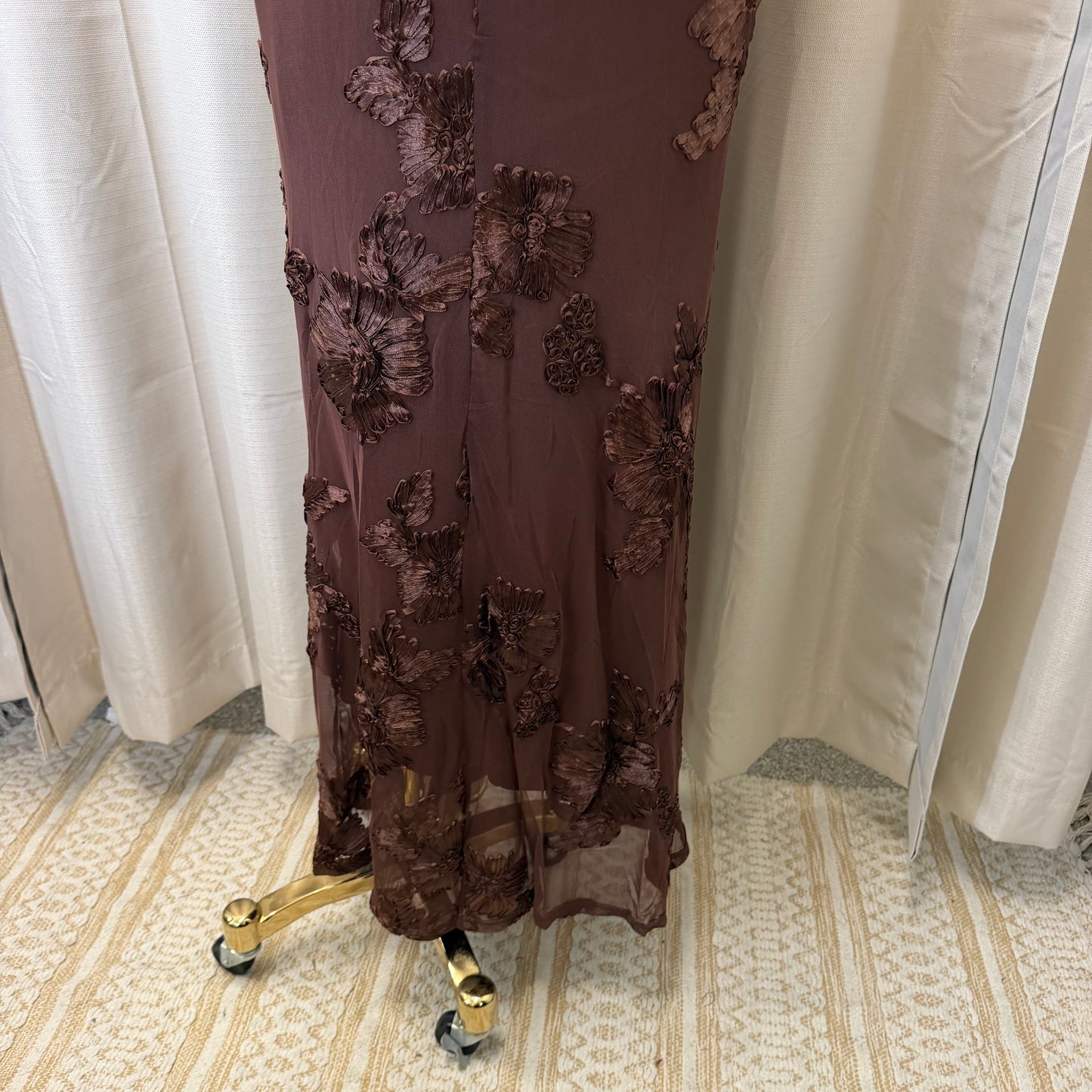 Elegant Floral Appliqué Off shoulder mermaid Maxi Dress-Brown