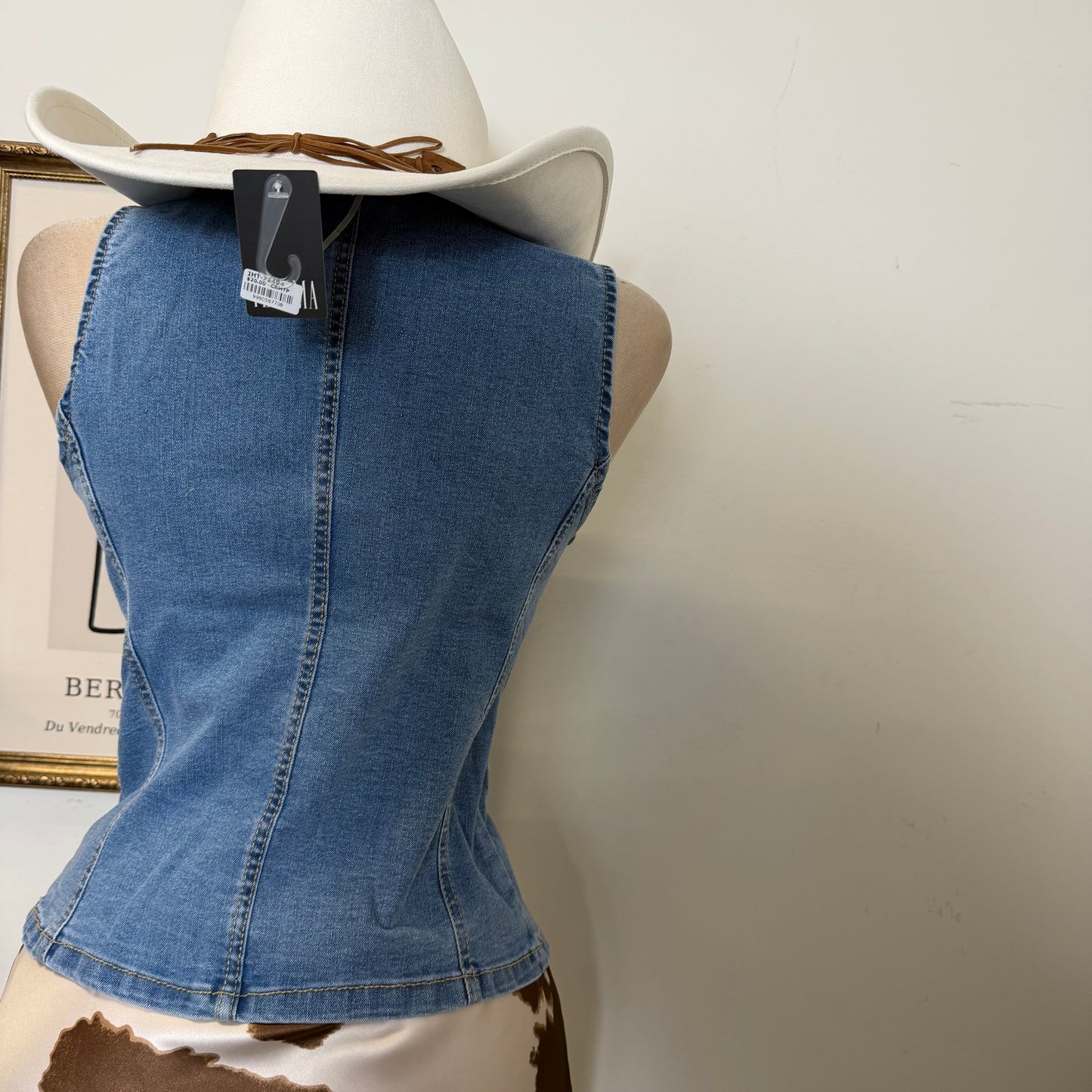 Crew Neck Denim Vest-LT Blue