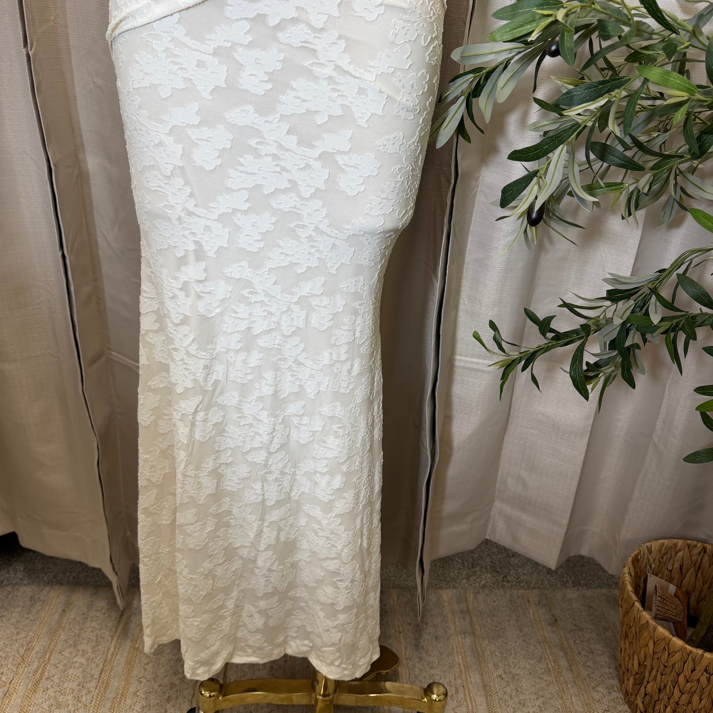 Bustier Bodice With Twist On the Side Maxi Dress-Cream (Copy)