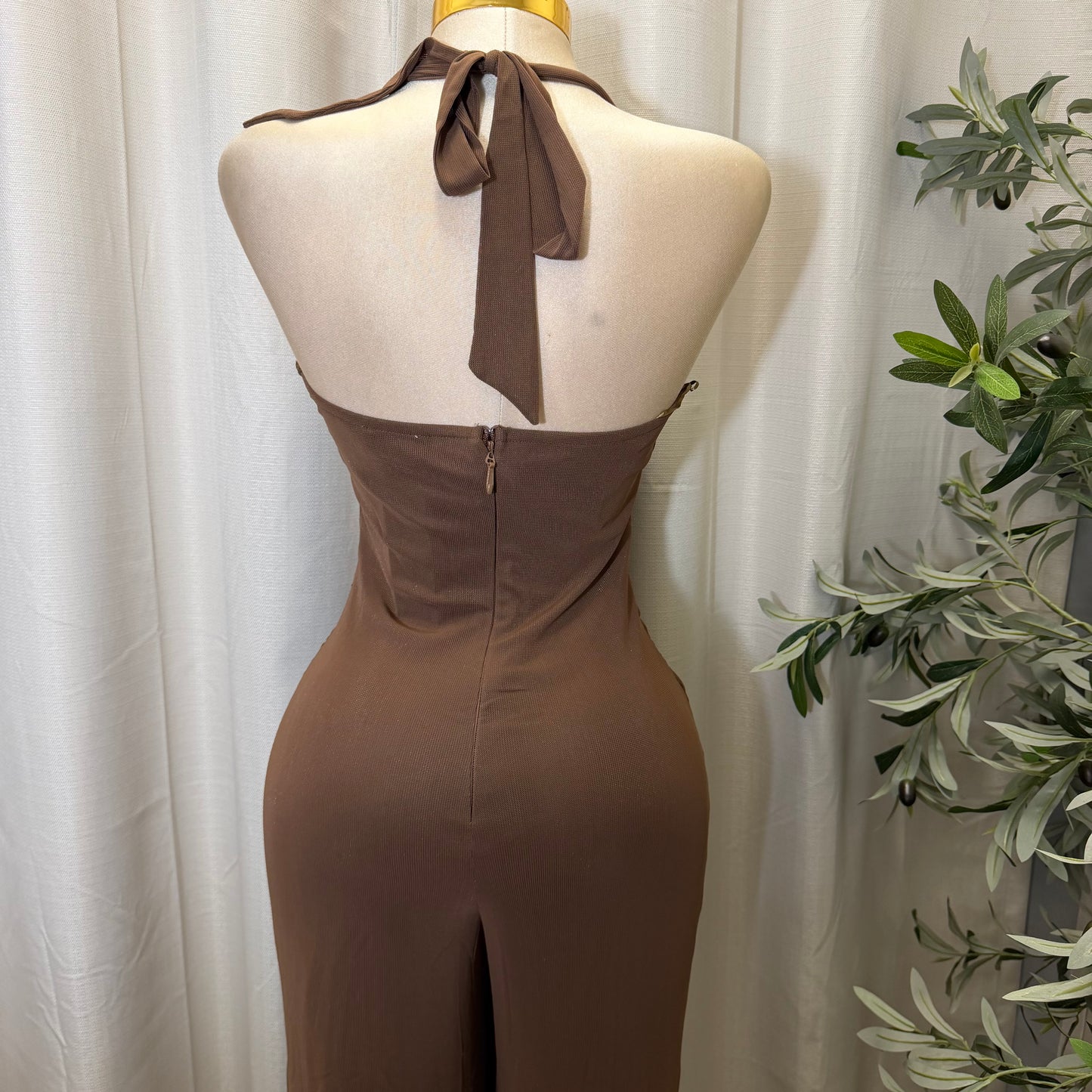HALTER NECK WIRE WITH SASH JUMPSUIT-Brown