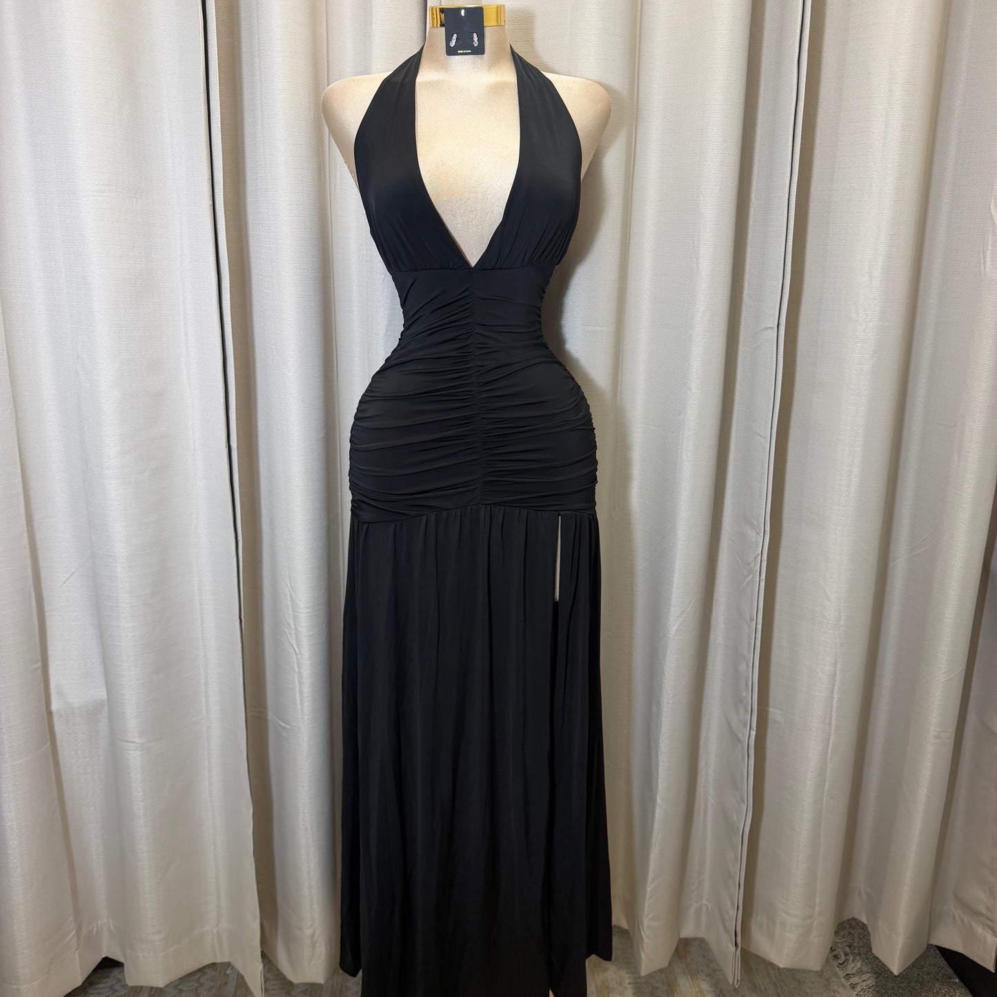 Halter Plunging Neckline Ruched Maxi Dress-black