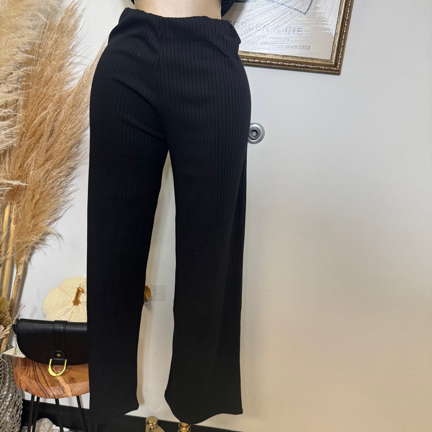 Sleeveless Mock neck with Belt rib knit Top and Wide Rib Knit pants-Black