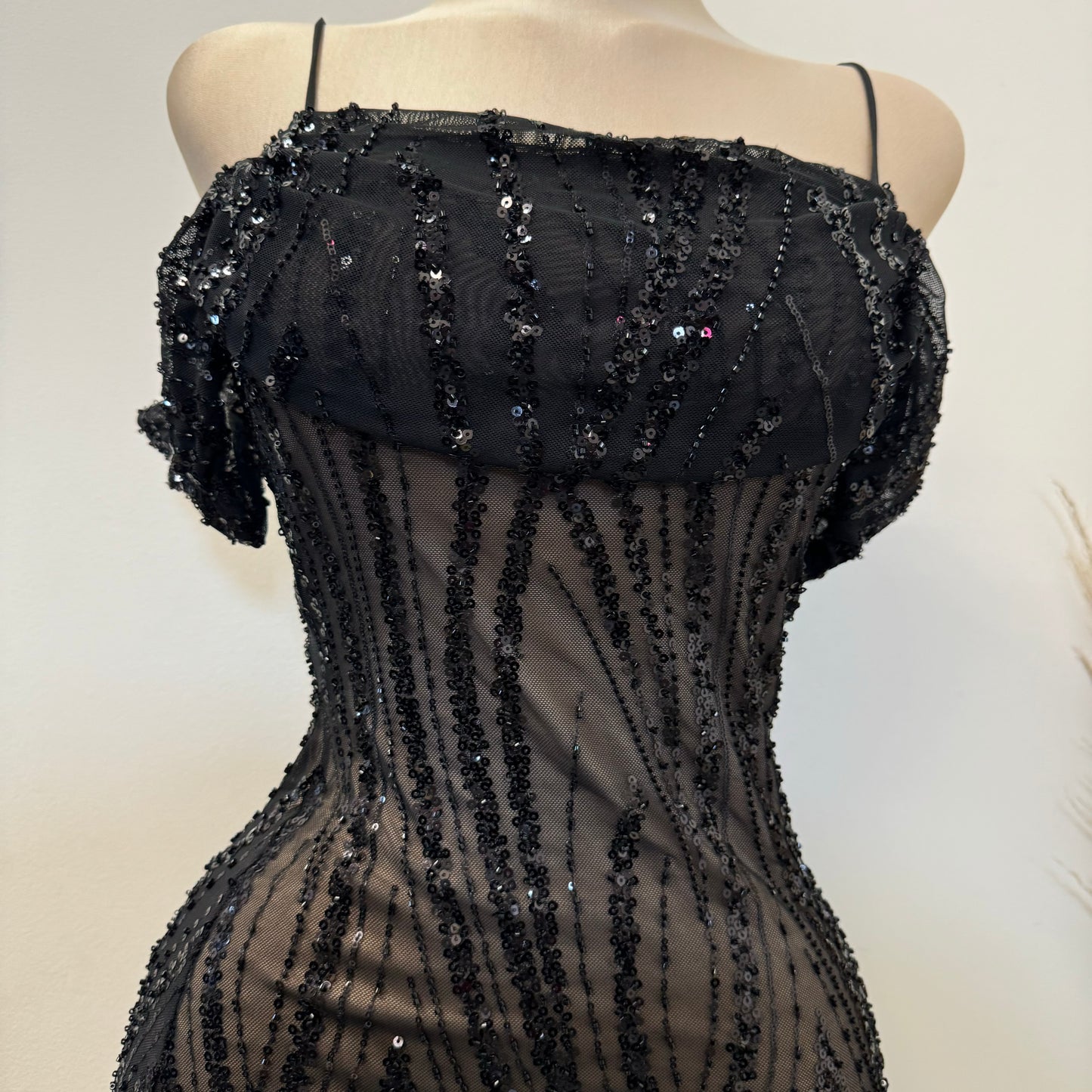 Scorpio DRESS-Black/Nude