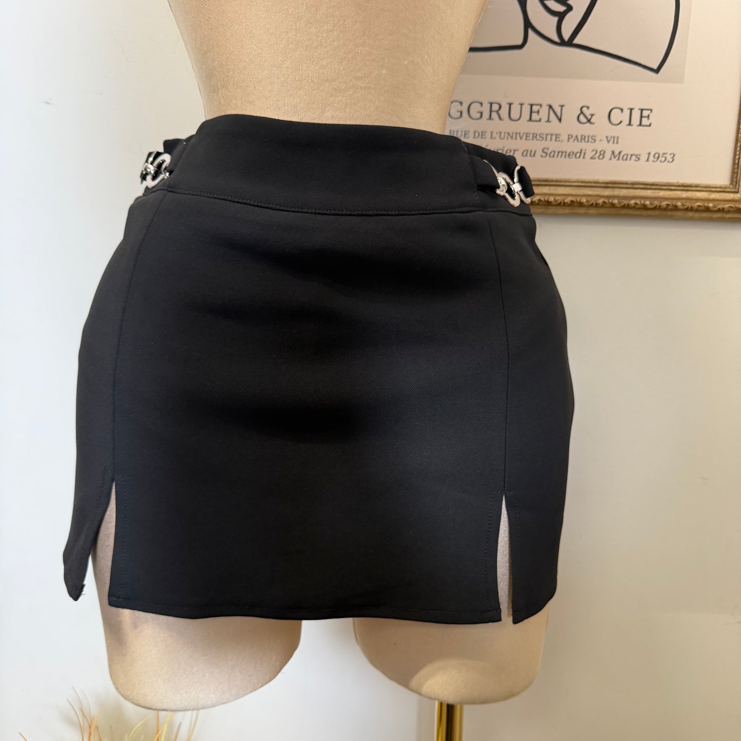 Stretched Mini Skirt With Buckle Details-Black