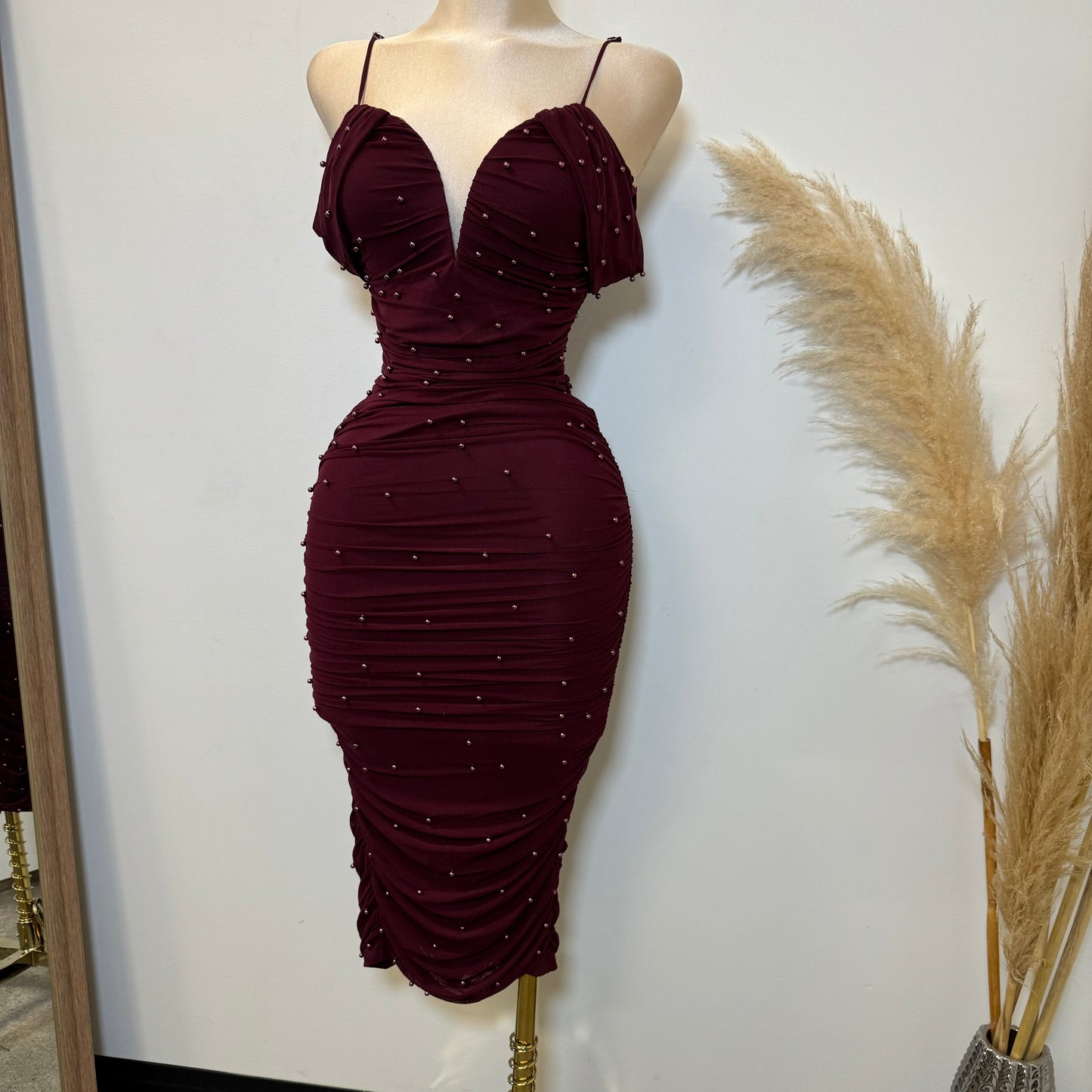 Aria Pearl Midi Dress- Burgundy