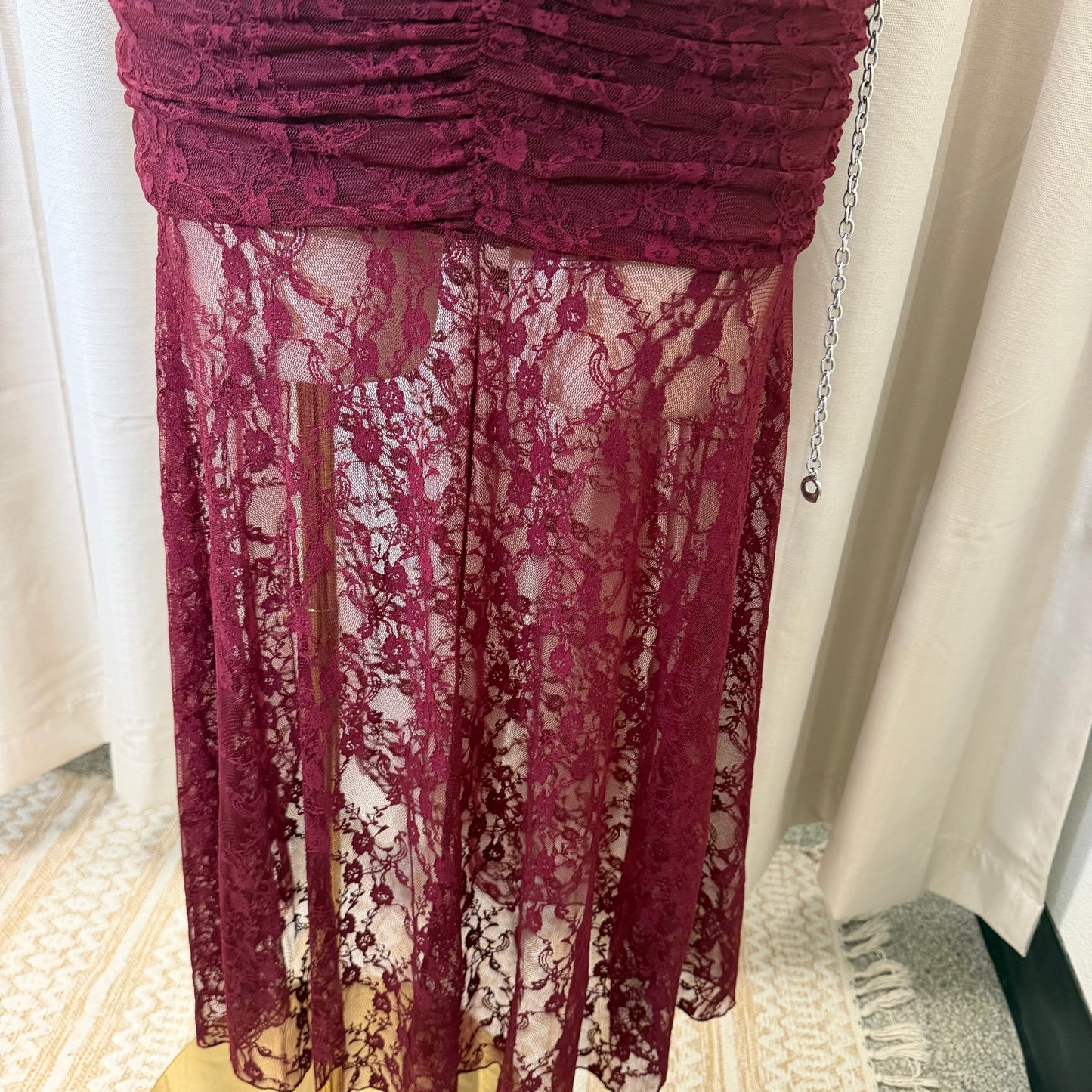 Lace Open slit Maxi Skirt-burgundy