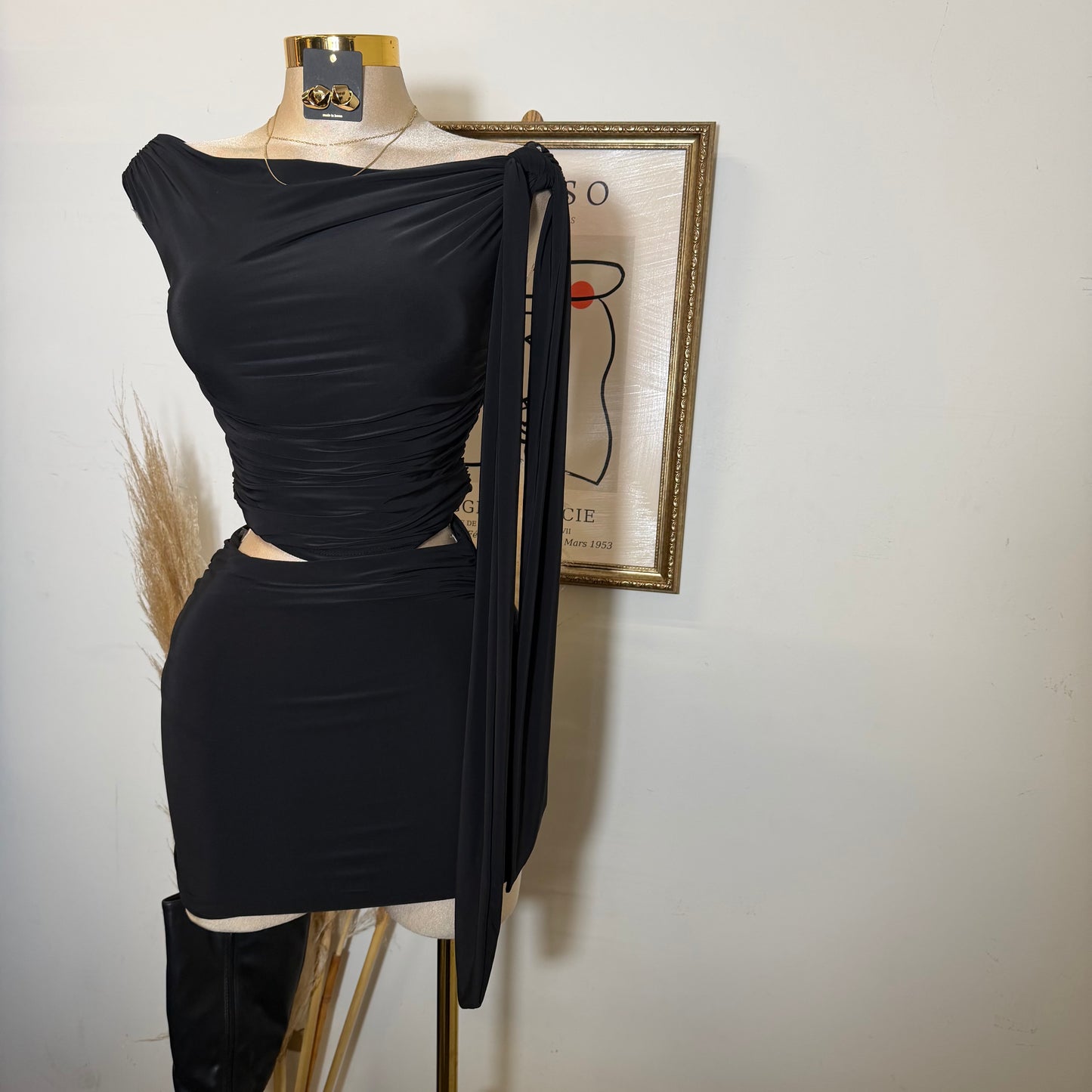 Short Sleeve & Mini Skirt w/ Drape Tie Ruched Set-Black